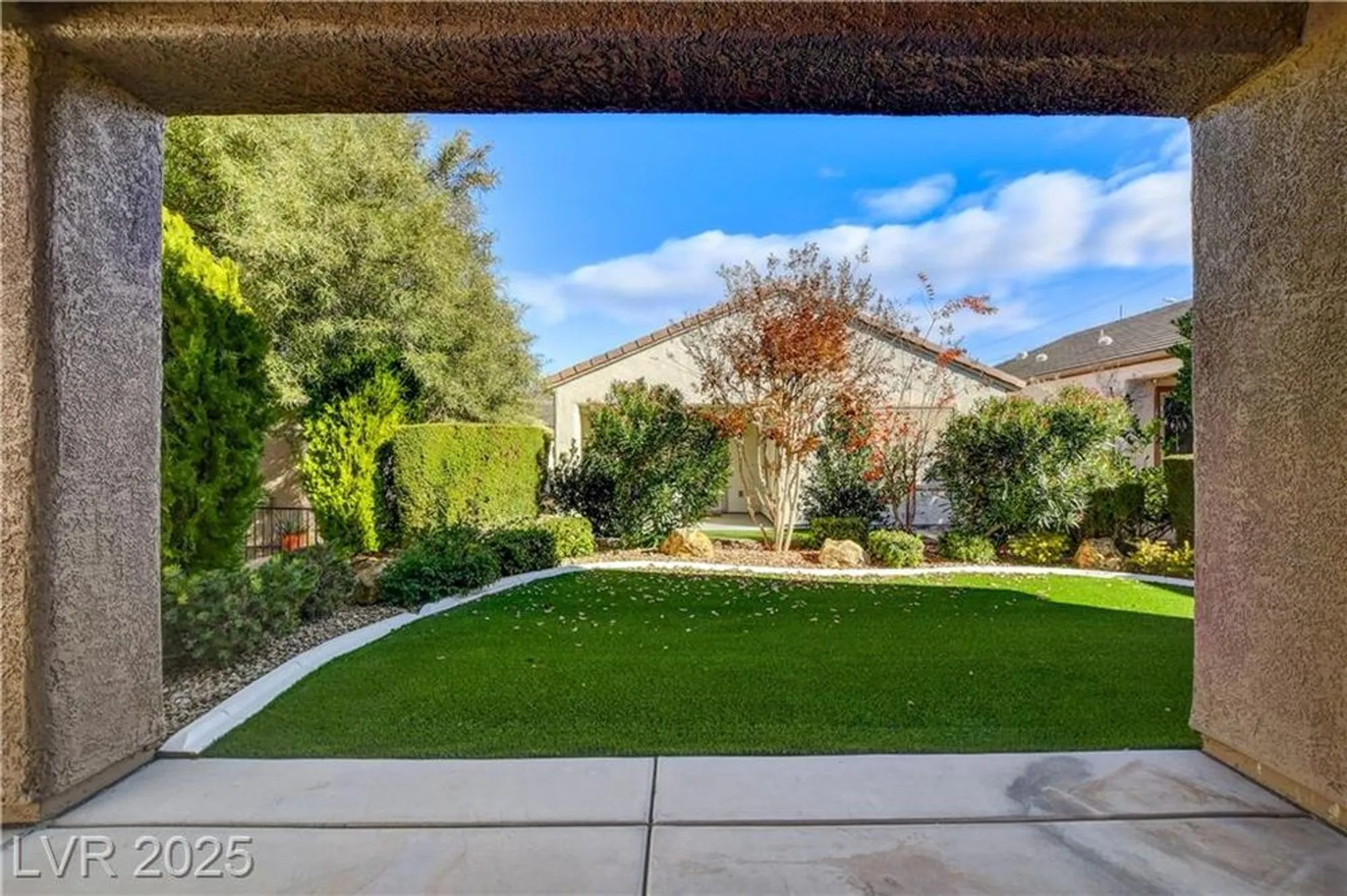 Property Slideshow image 10 of 19 | 2554 crater rock st, Henderson, NV, 89044