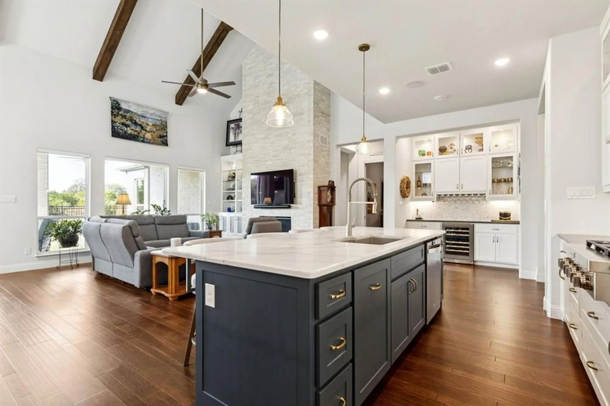 Property Slideshow image 11 of 34 | 4724 cherry bark trl, Arlington, TX, 76005