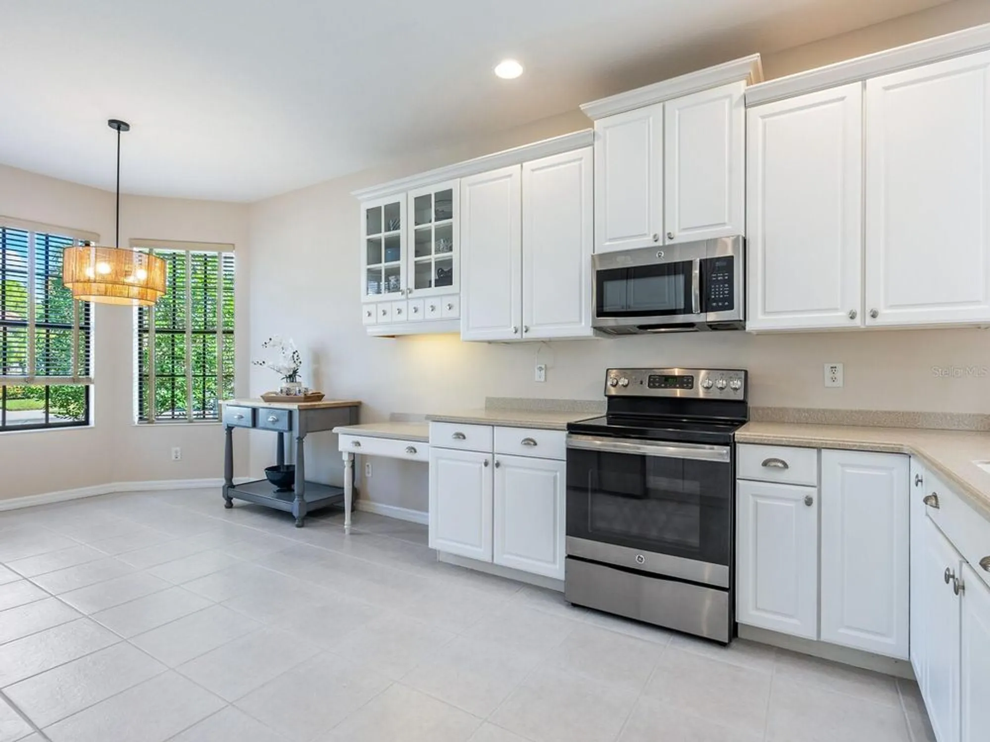 Property Slideshow image 15 of 42 | 1920 batello dr, Venice, FL, 34292