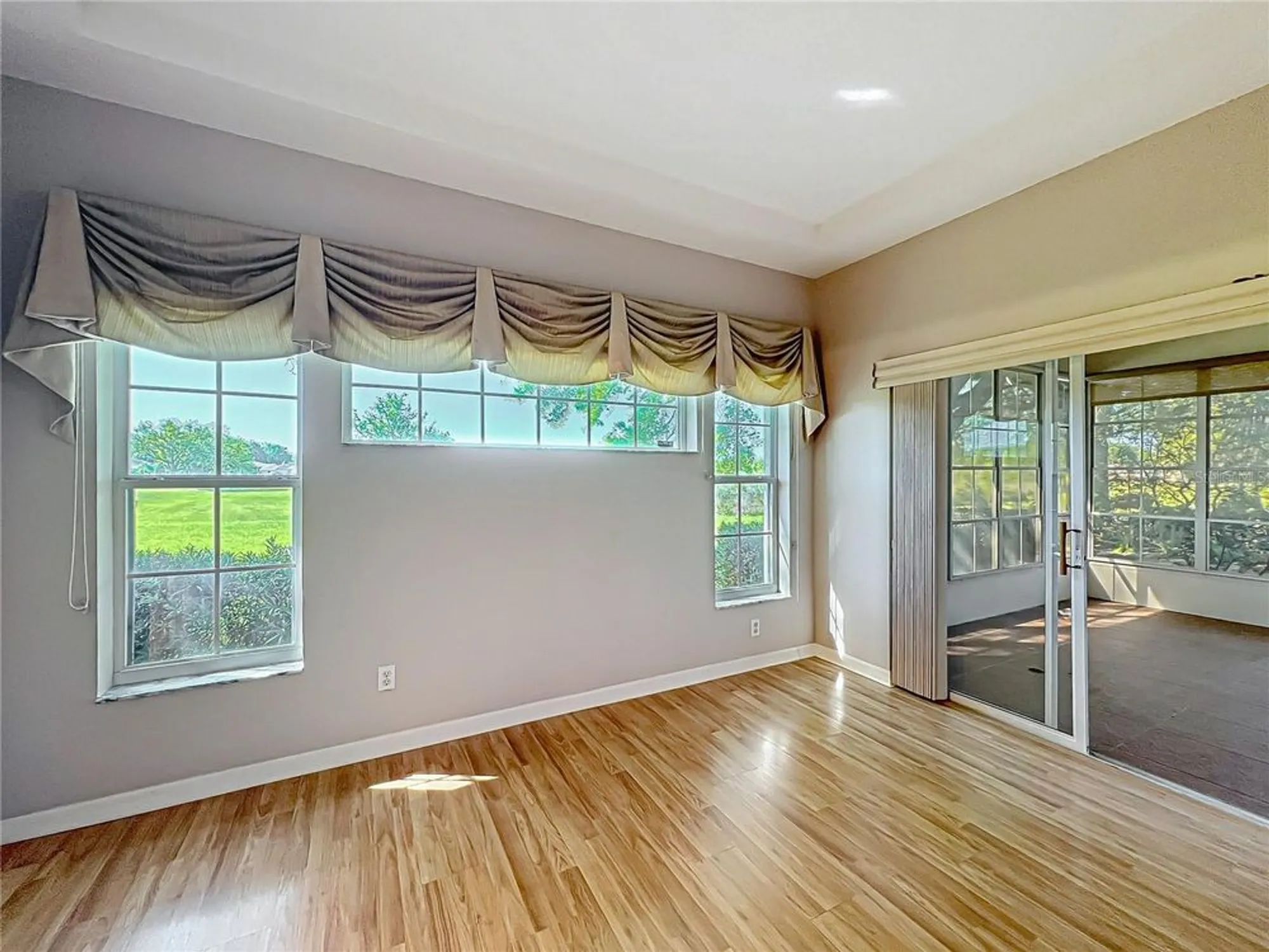 Property Slideshow image 27 of 53 | 21636 king henry ave, Leesburg, FL, 34748