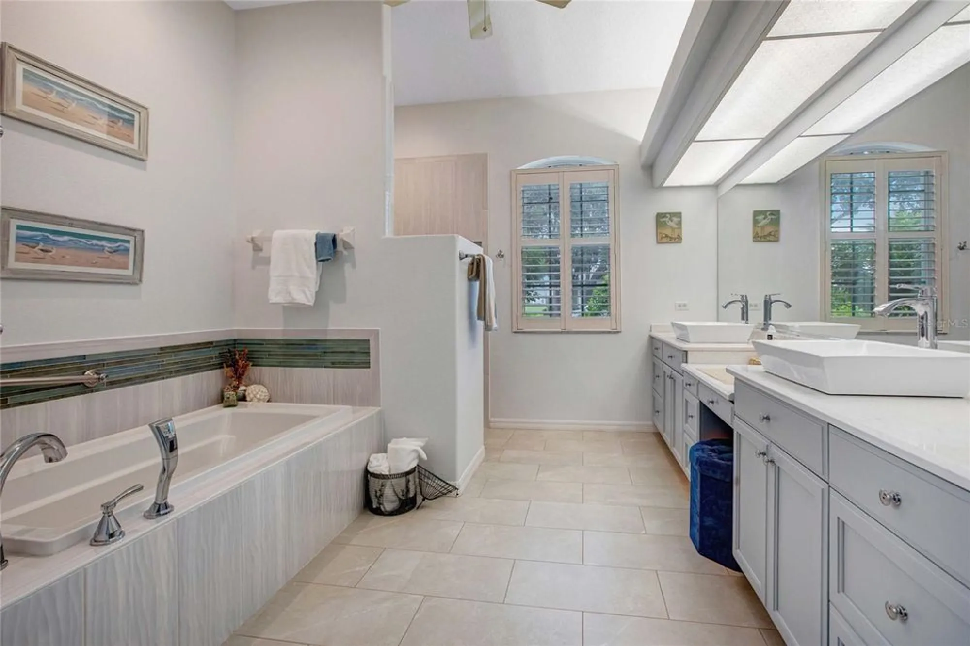 Property Slideshow image 70 of 84 | 442 tremingham way, Venice, FL, 34293