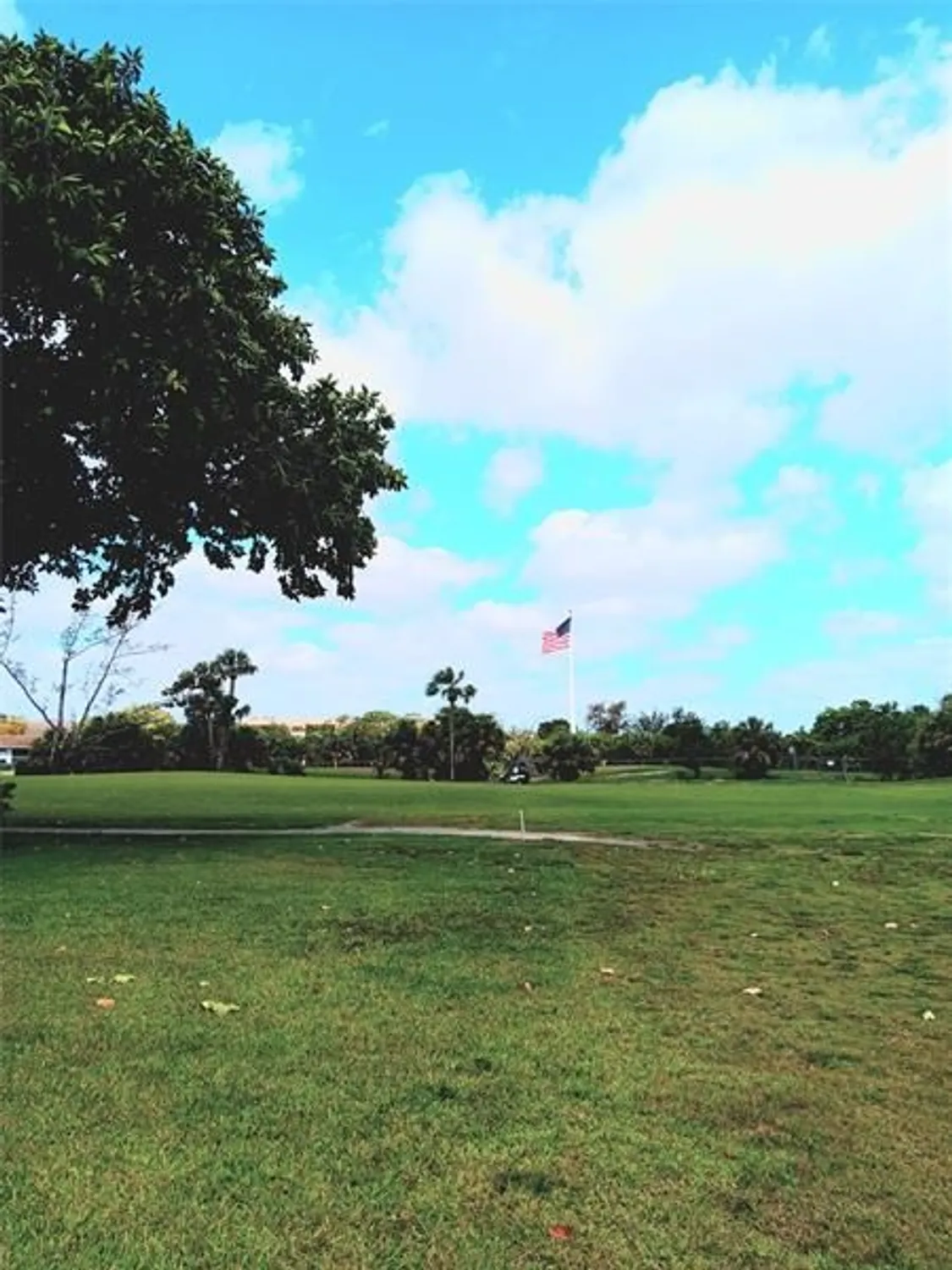 Property Slideshow image 24 of 39 | 1055 country club dr 301, Margate, FL, 33063