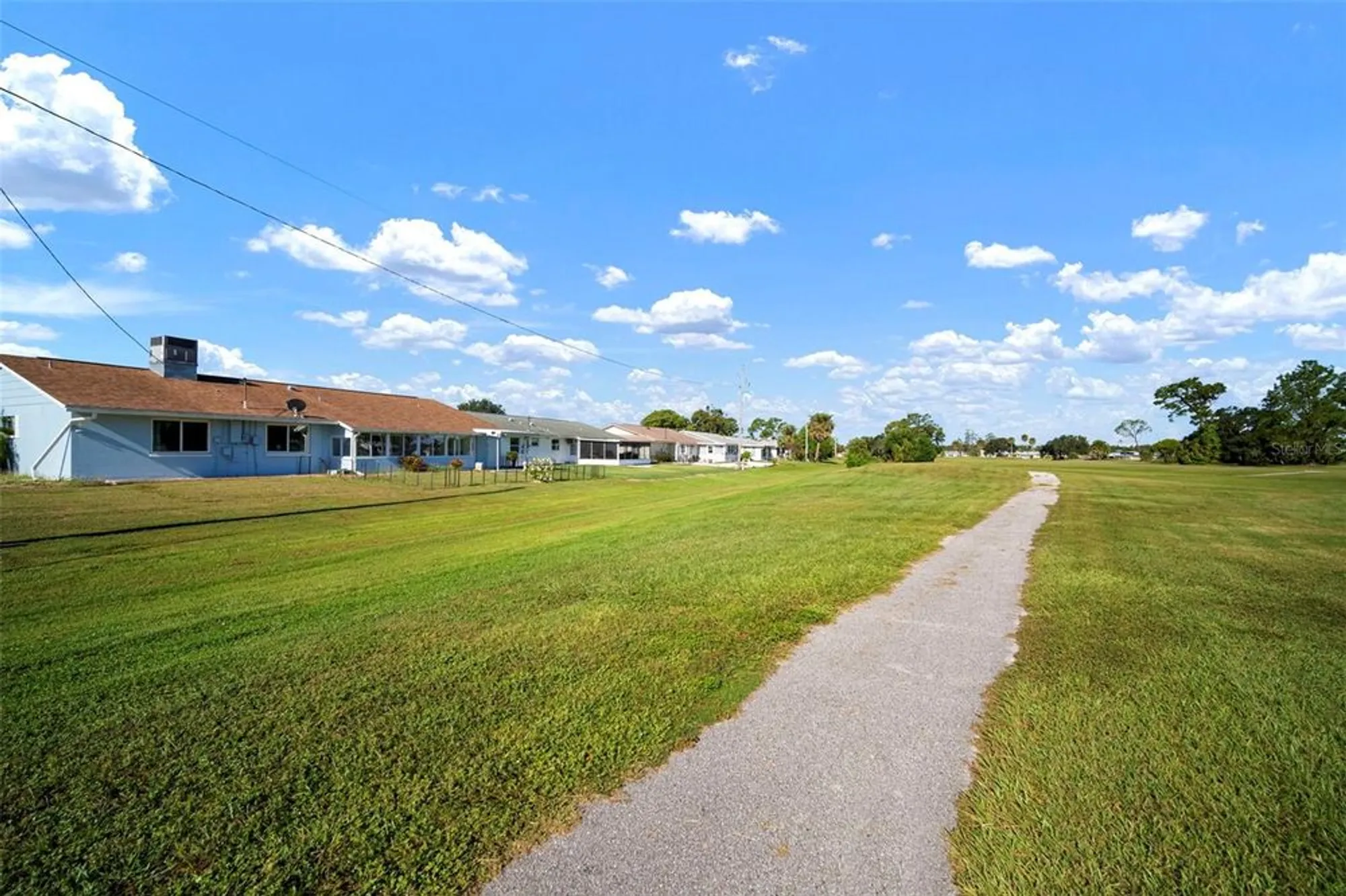 Property Slideshow image 40 of 49 | 609 fox hills dr, Sun City Center, FL, 33573