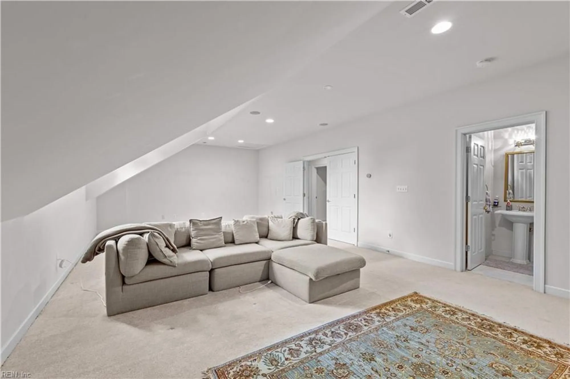 Property Slideshow image 43 of 50 | 116 westbury, Williamsburg, VA, 23188