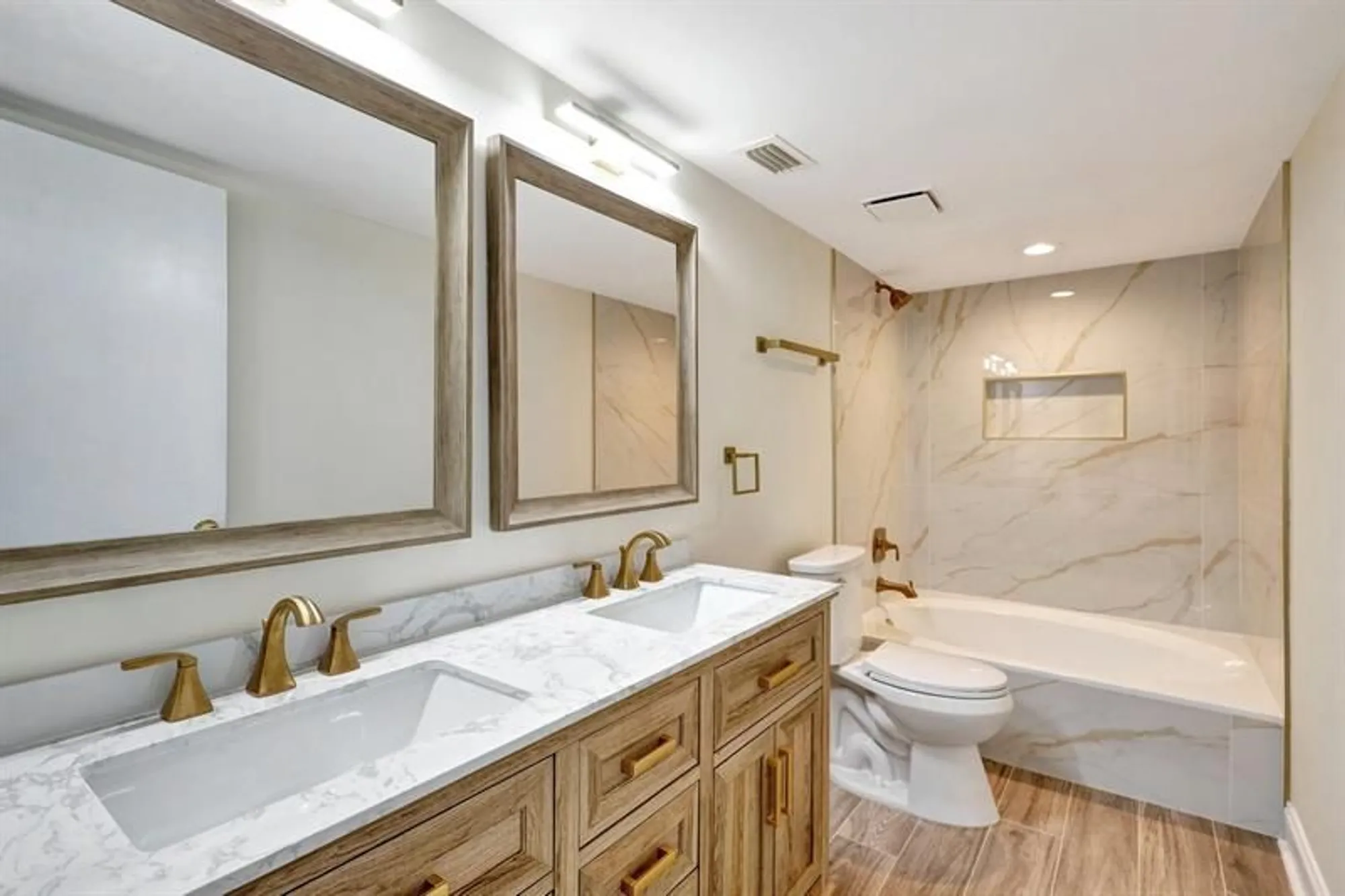 Property Slideshow image 17 of 27 | 14460 strathmore ln 807, Delray Beach, FL, 33446