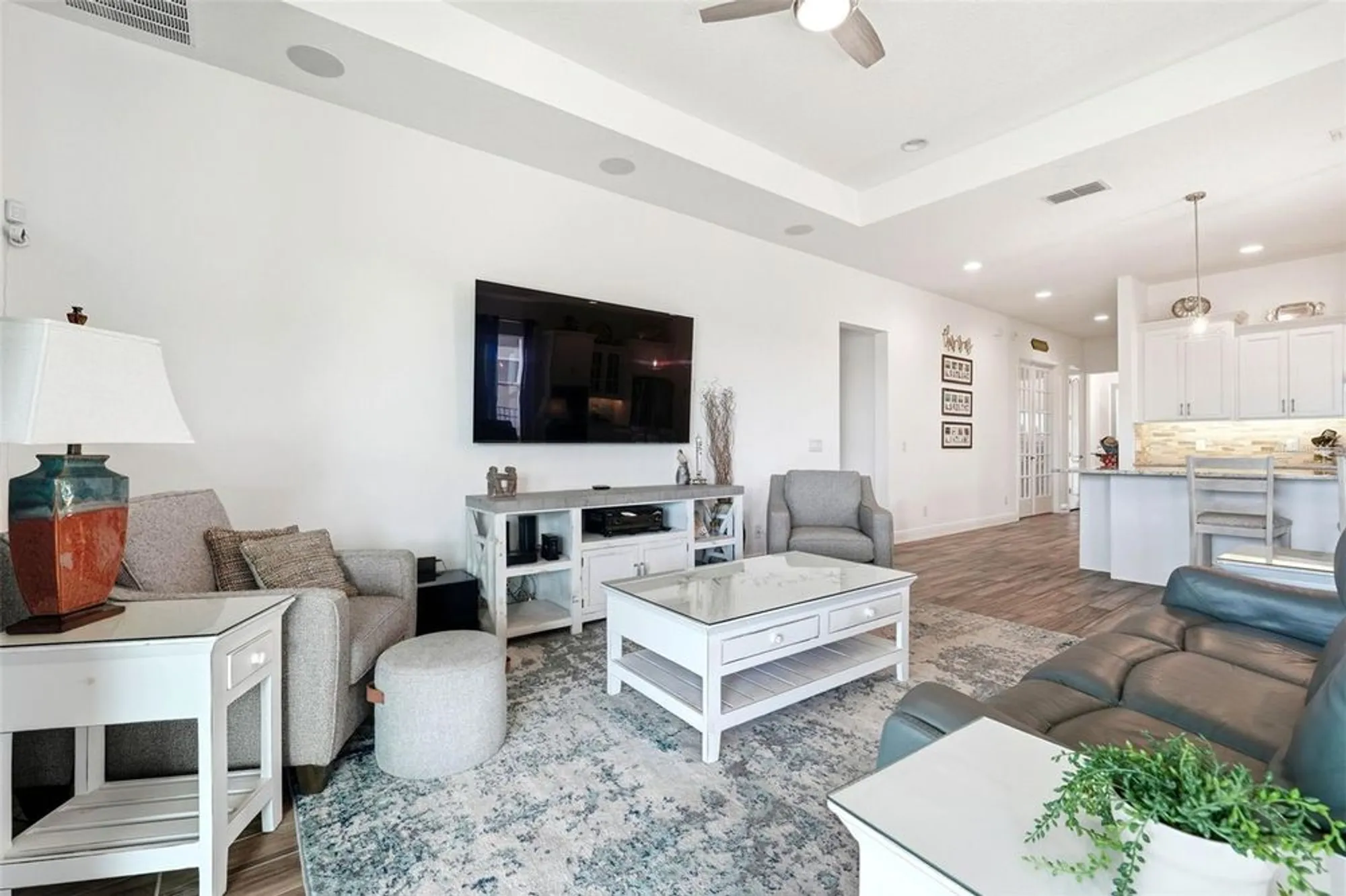 Property Slideshow image 16 of 60 | 2074 flora pass pl, Kissimmee, FL, 34747