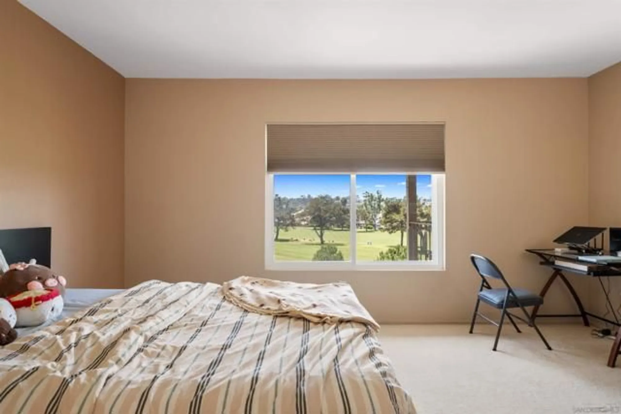 Property Slideshow image 17 of 50 | 1940 fairway circle dr, San Marcos, CA, 92078