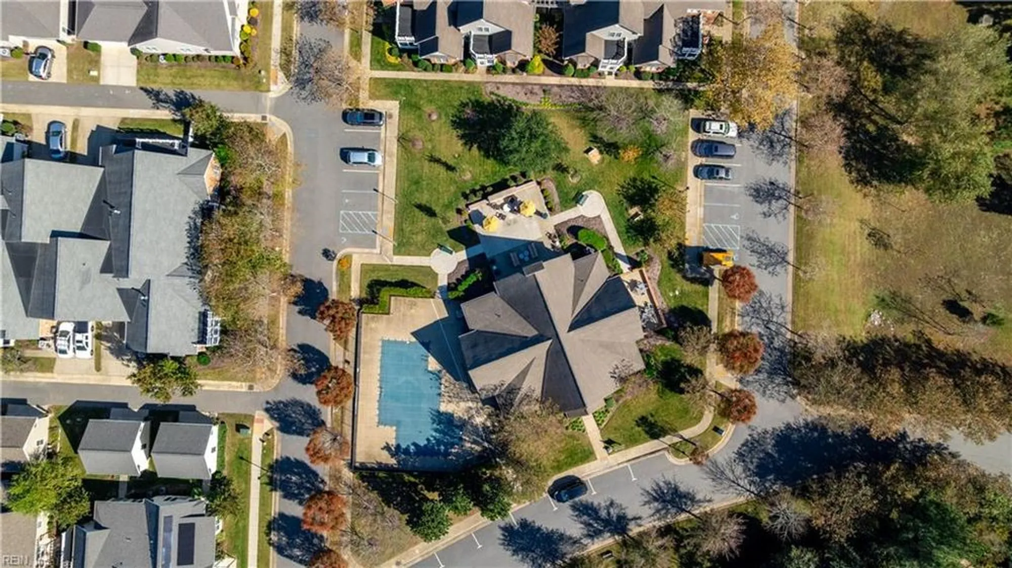 Property Slideshow image 40 of 47 | 206 oxford ave # 47-2, Smithfield, VA, 23430