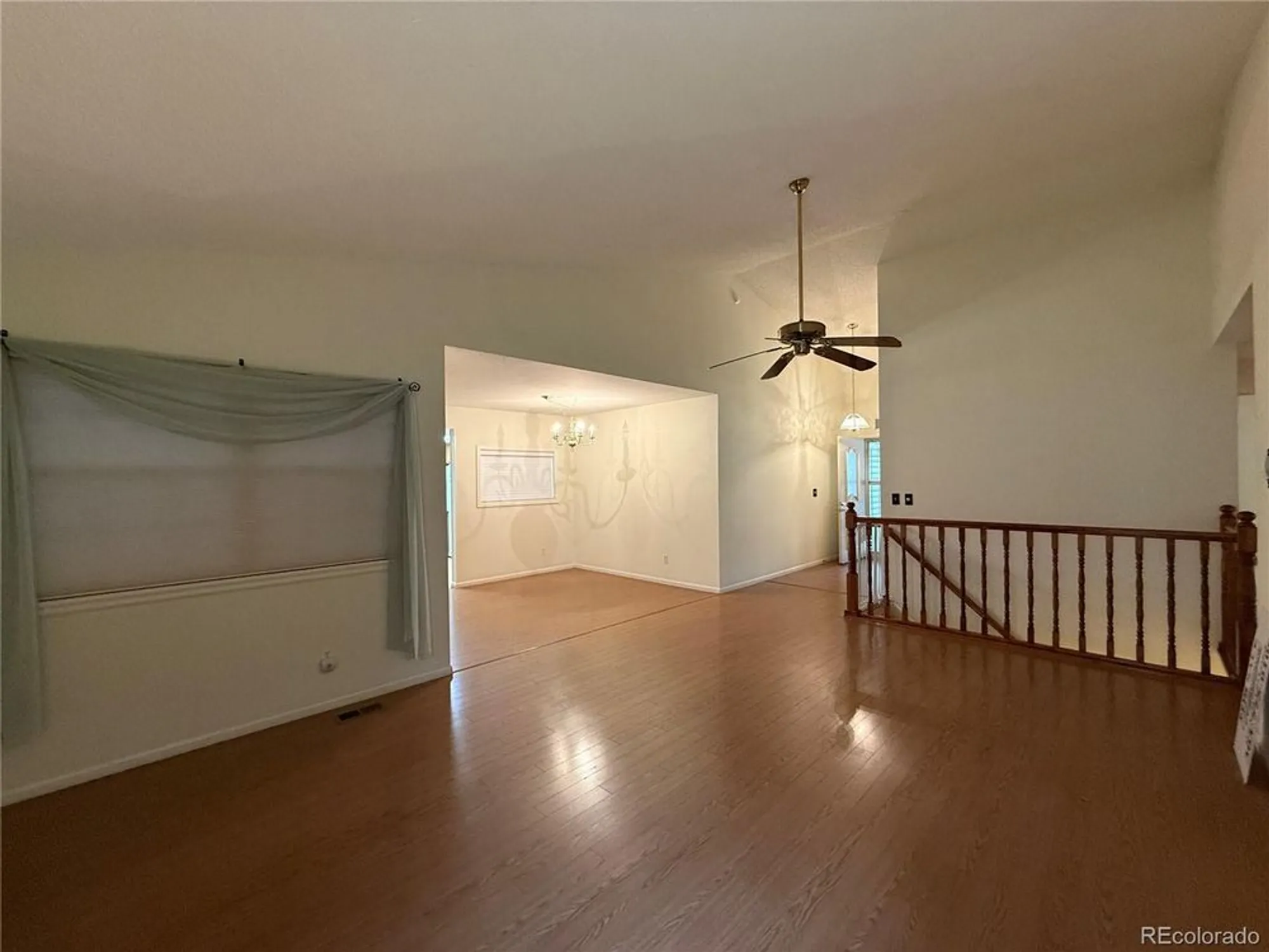 Property Slideshow image 7 of 28 | 13922 e linvale pl, Aurora, CO, 80014