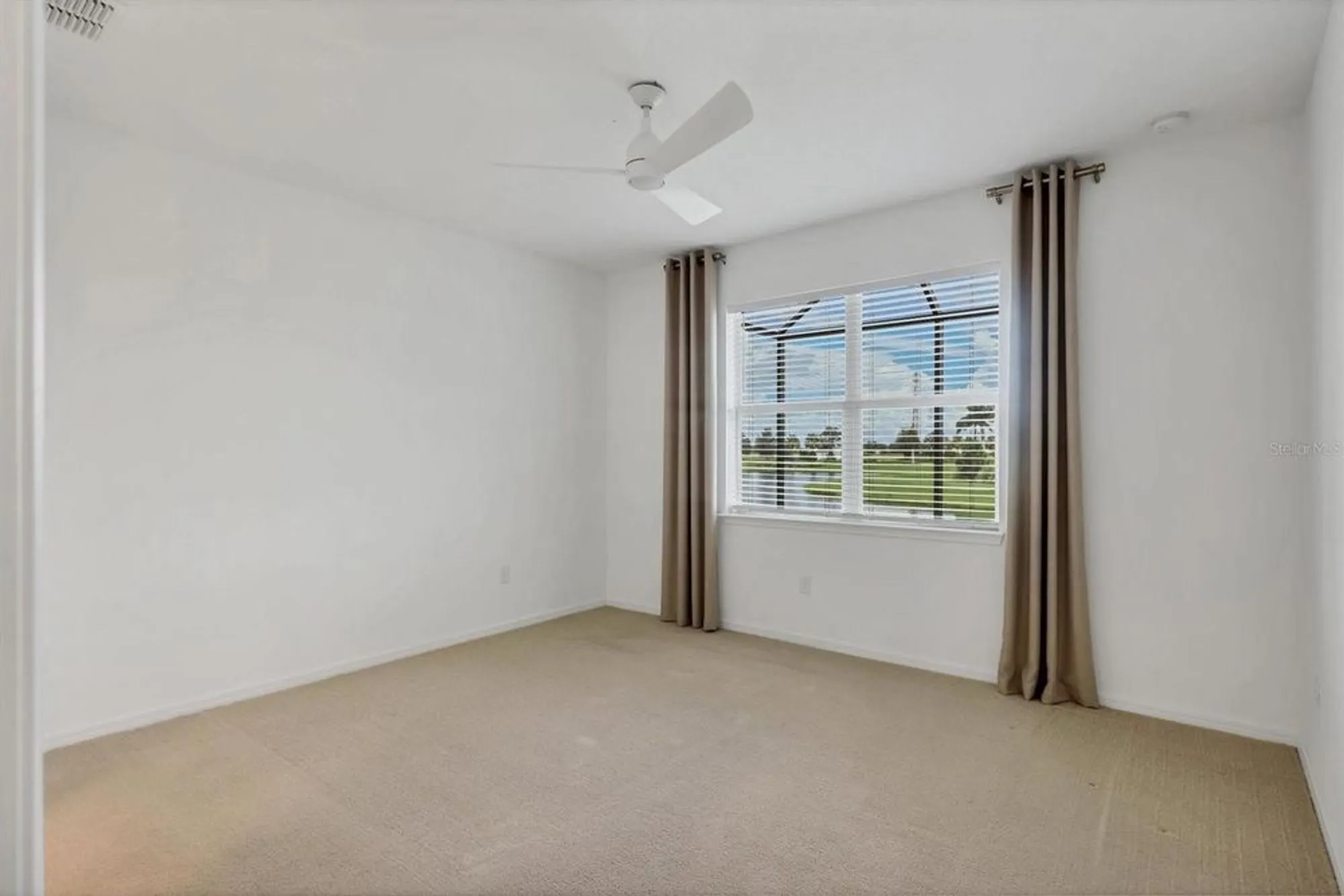 Property Slideshow image 17 of 48 | 10434 spring tide way, Parrish, FL, 34219