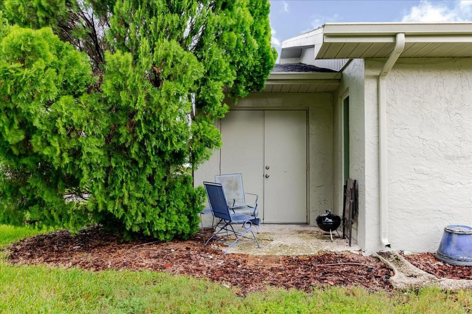 Property Slideshow image 40 of 63 | 2209 grenadier dr, Sun City Center, FL, 33573