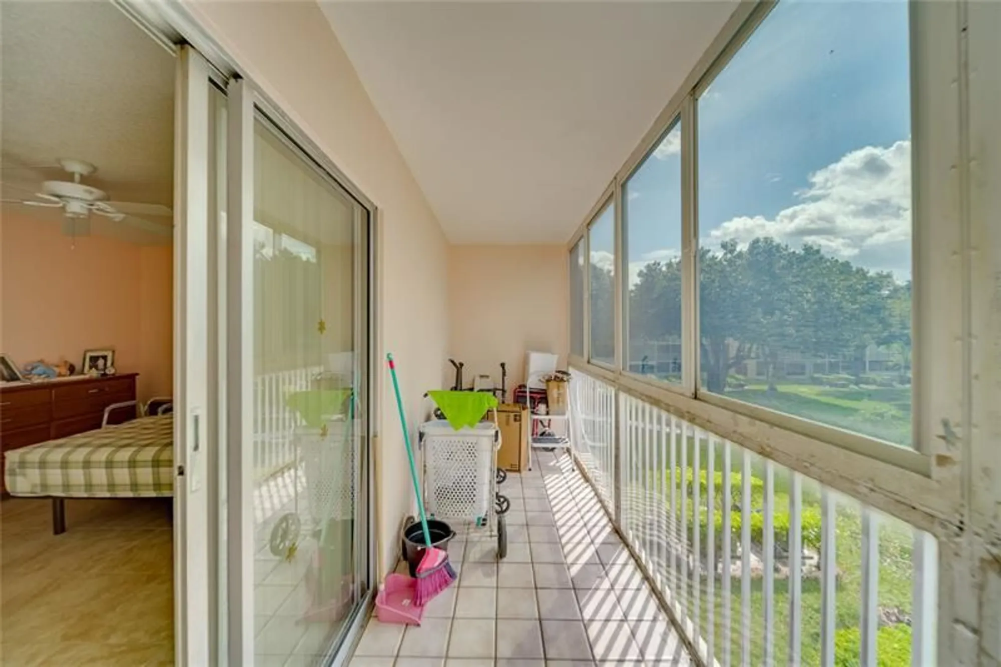 Property Slideshow image 9 of 44 | 13250 sw 7th ct 303l, Pembroke Pines, FL, 33027