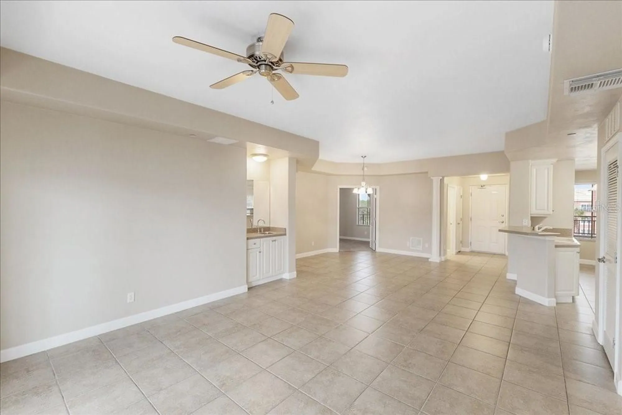 Property Slideshow image 5 of 47 | 424 luna bella ln 432, New Smyrna Beach, FL, 32168