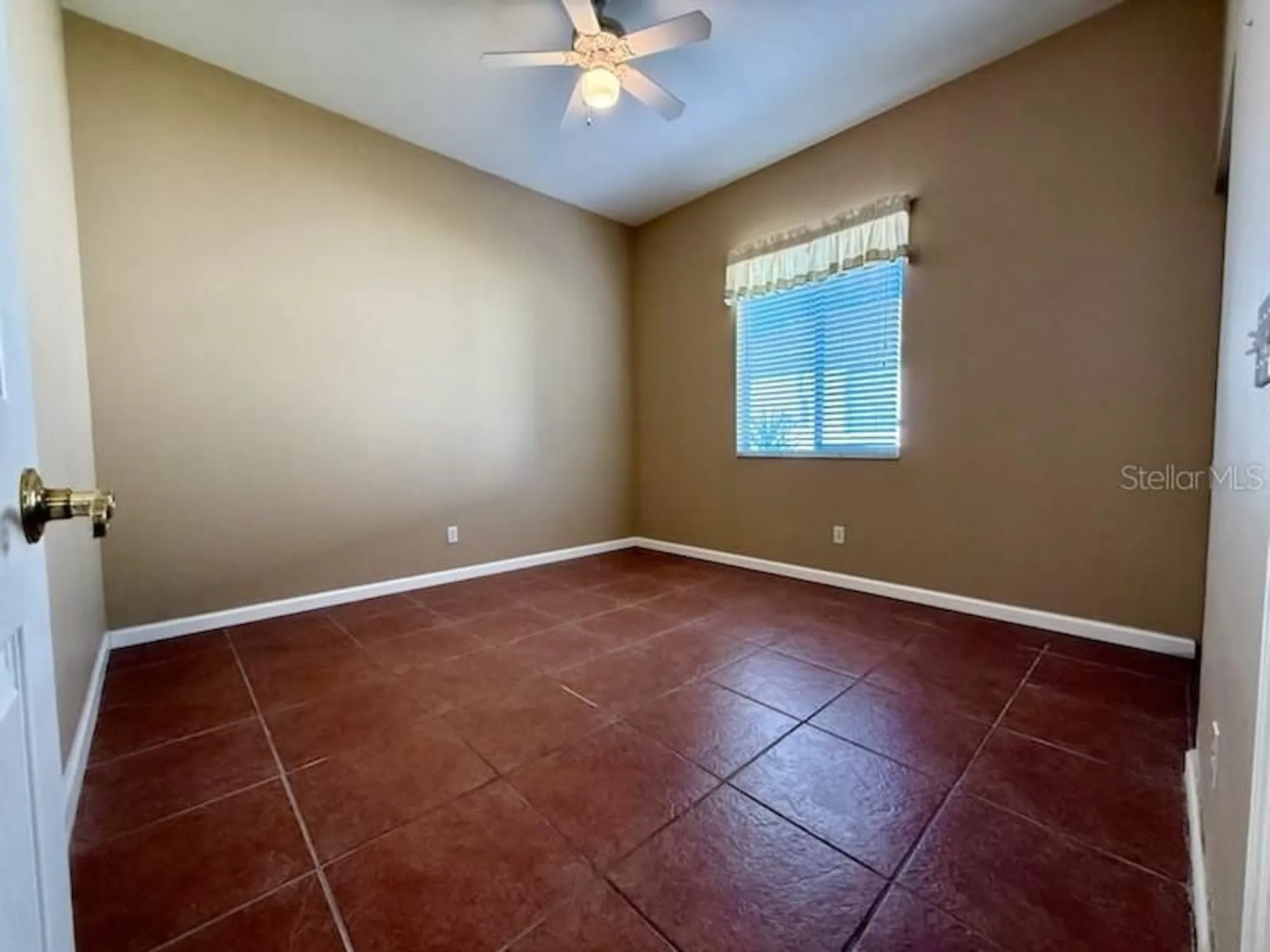 Property Slideshow image 10 of 17 | 5455 nw 26th ln, Ocala, FL, 34482