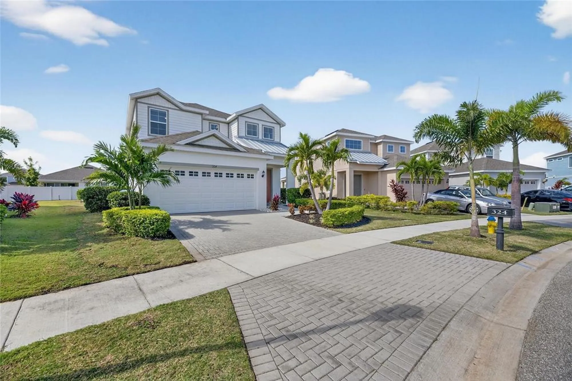 Property Slideshow image 6 of 91 | 324 blackrock ln, Apollo Beach, FL, 33572