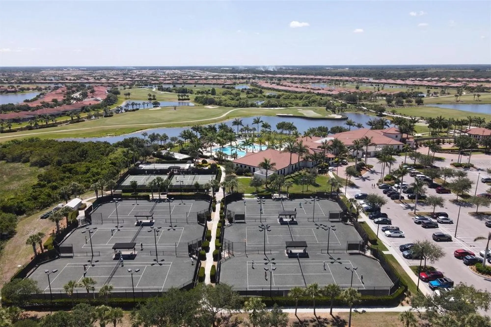 Property Slideshow image 76 of 100 | 10061 cozy grove dr, Venice, FL, 34293