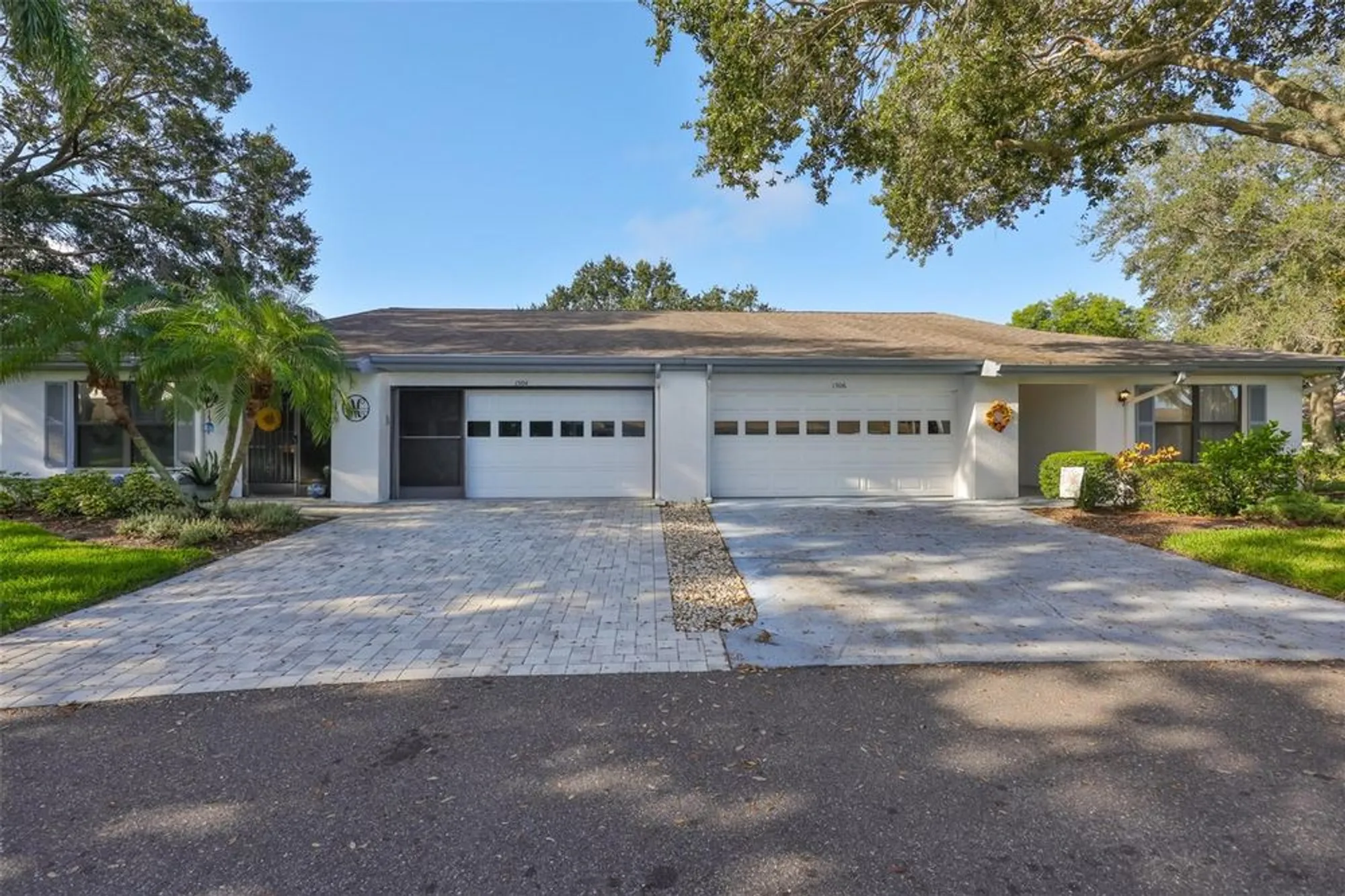 Property Slideshow image 2 of 99 | 1506 laughton pl # 307, Sun City Center, FL, 33573