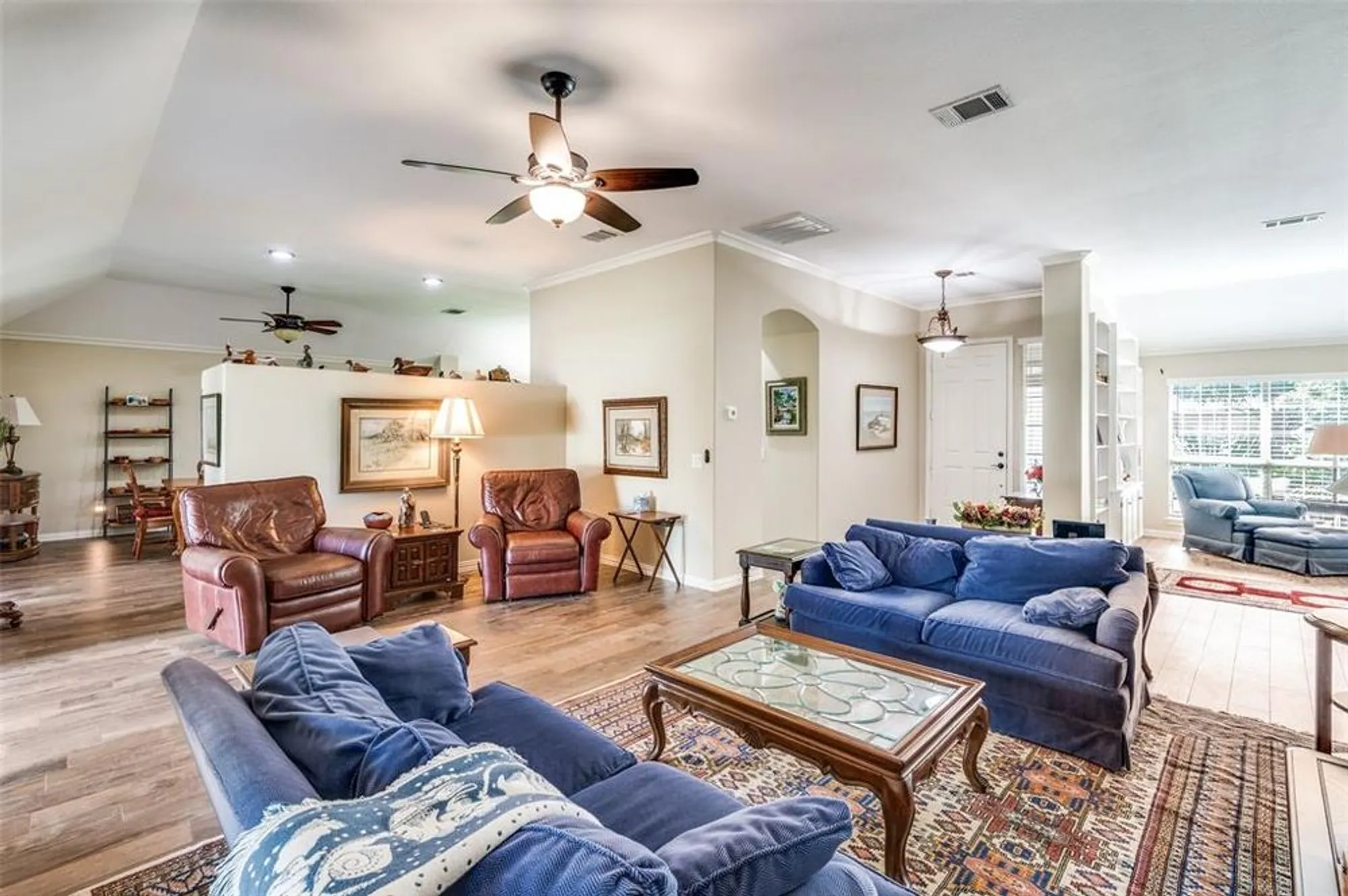 Property Slideshow image 8 of 35 | 9020 kingston dr, Denton, TX, 76207