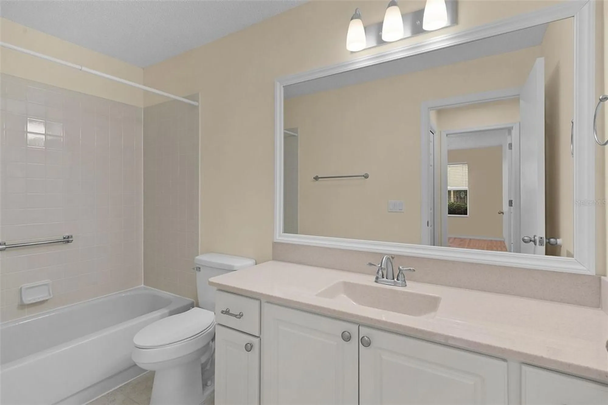 Property Slideshow image 31 of 55 | 1003 del mar dr, Lady Lake, FL, 32159