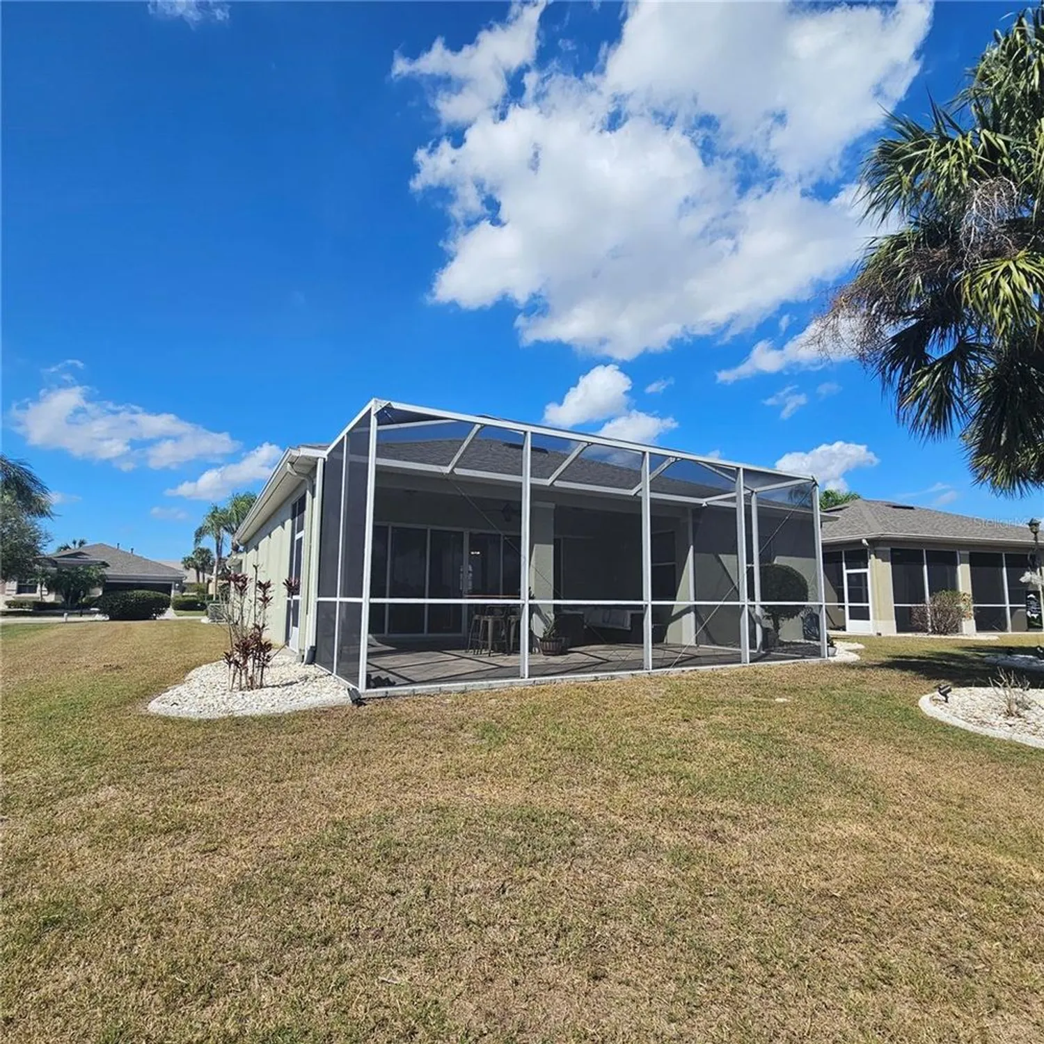 Property Slideshow image 36 of 44 | 920 regal manor way, Sun City Center, FL, 33573