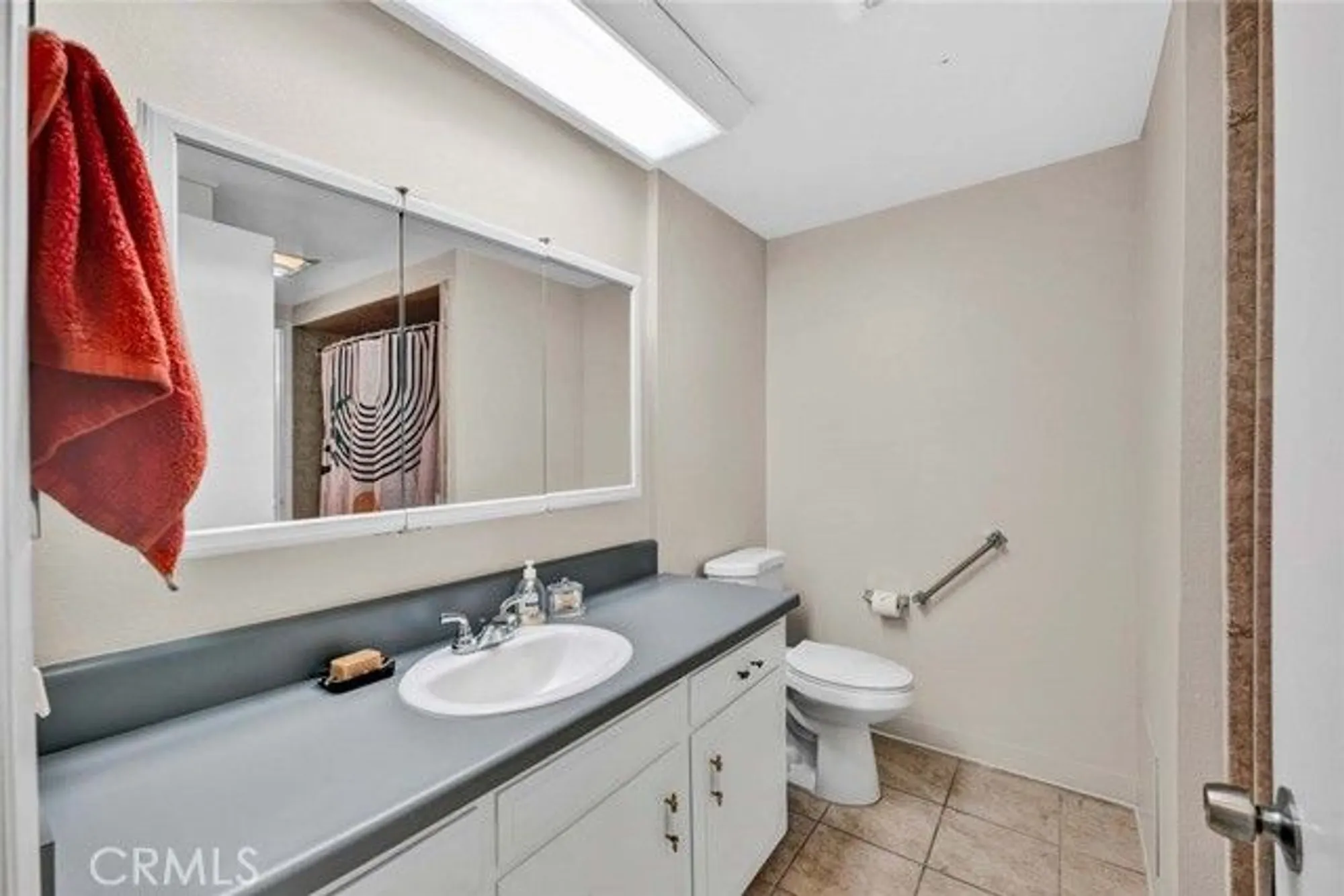 Property Slideshow image 13 of 31 | 336 avenida sevilla b, Laguna Woods, CA, 92637