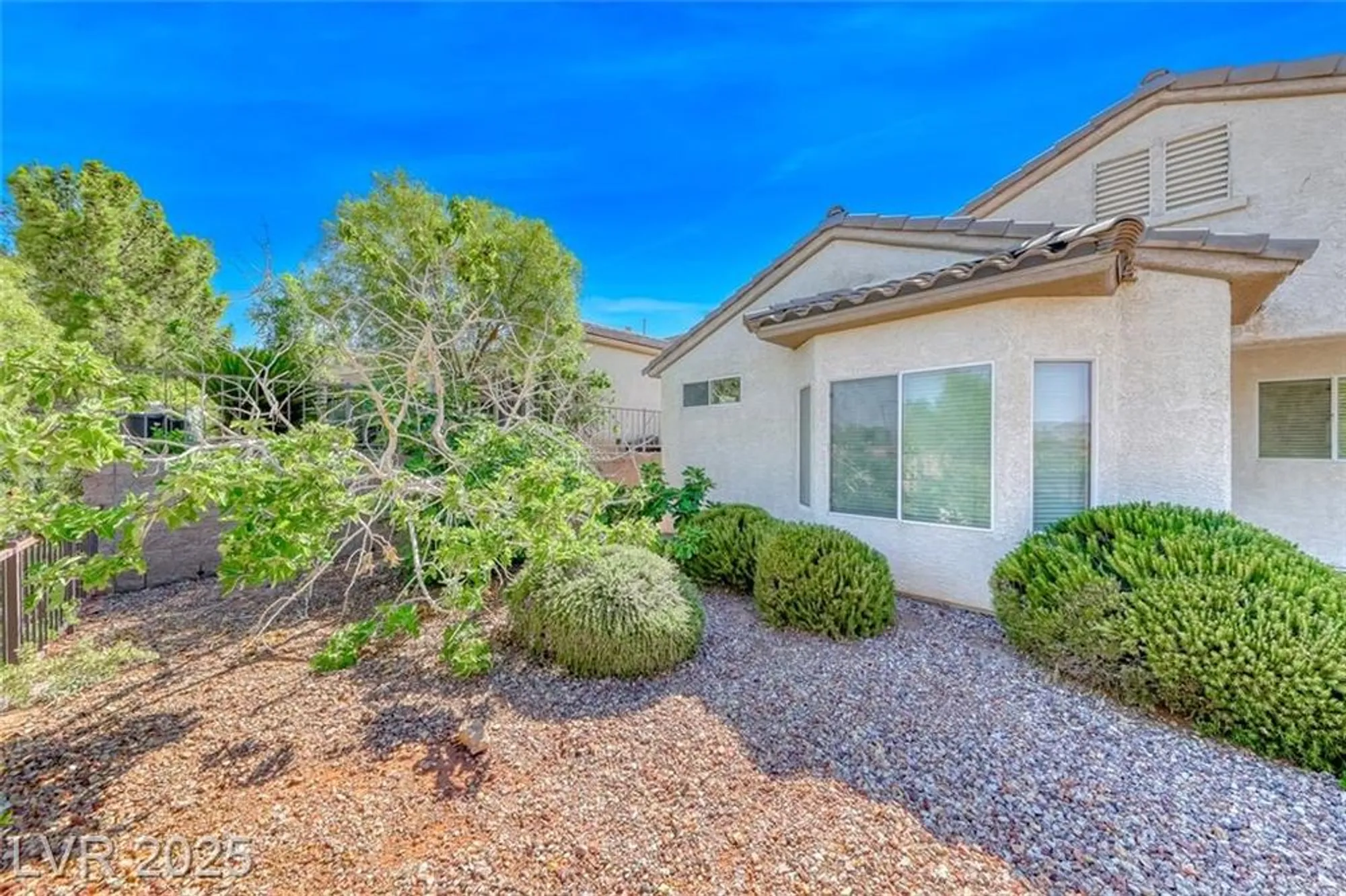 Property Slideshow image 35 of 50 | 2343 schaeffer hills dr, Henderson, NV, 89052