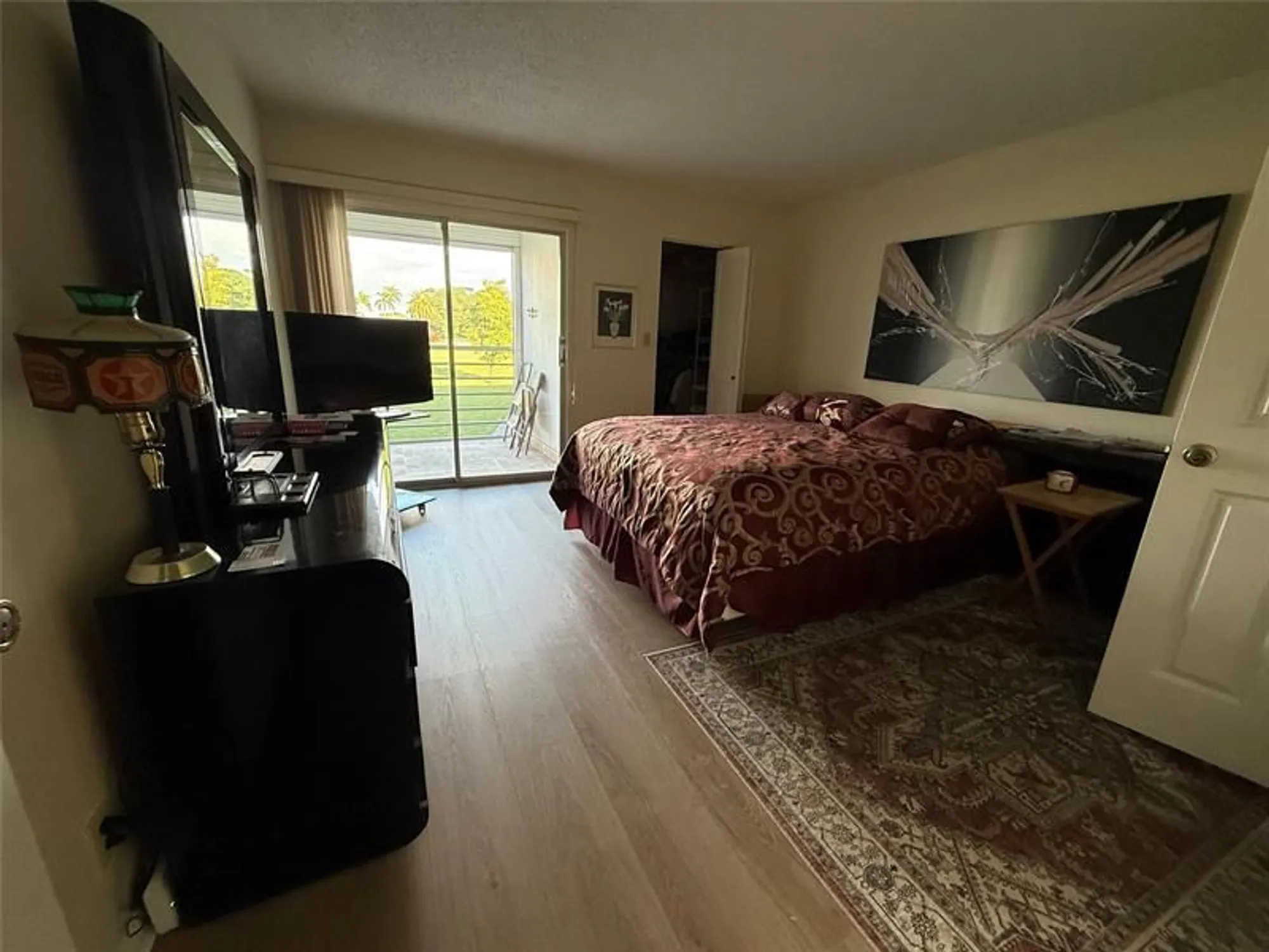 Property Slideshow image 10 of 12 | 2802 victoria way m2, Coconut Creek, FL, 33066
