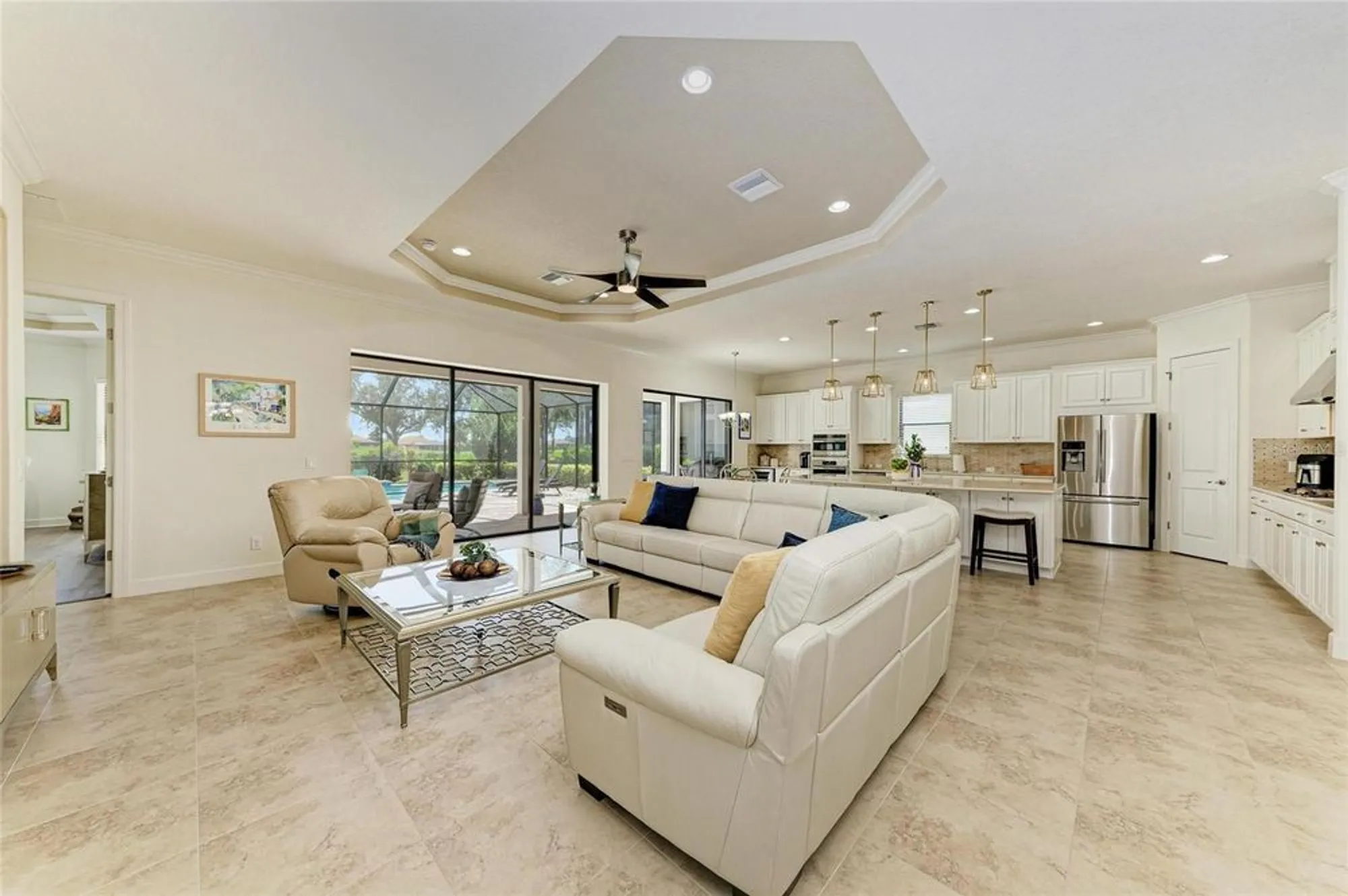 Property Slideshow image 10 of 94 | 4632 benito ct, Lakewood Ranch, FL, 34211