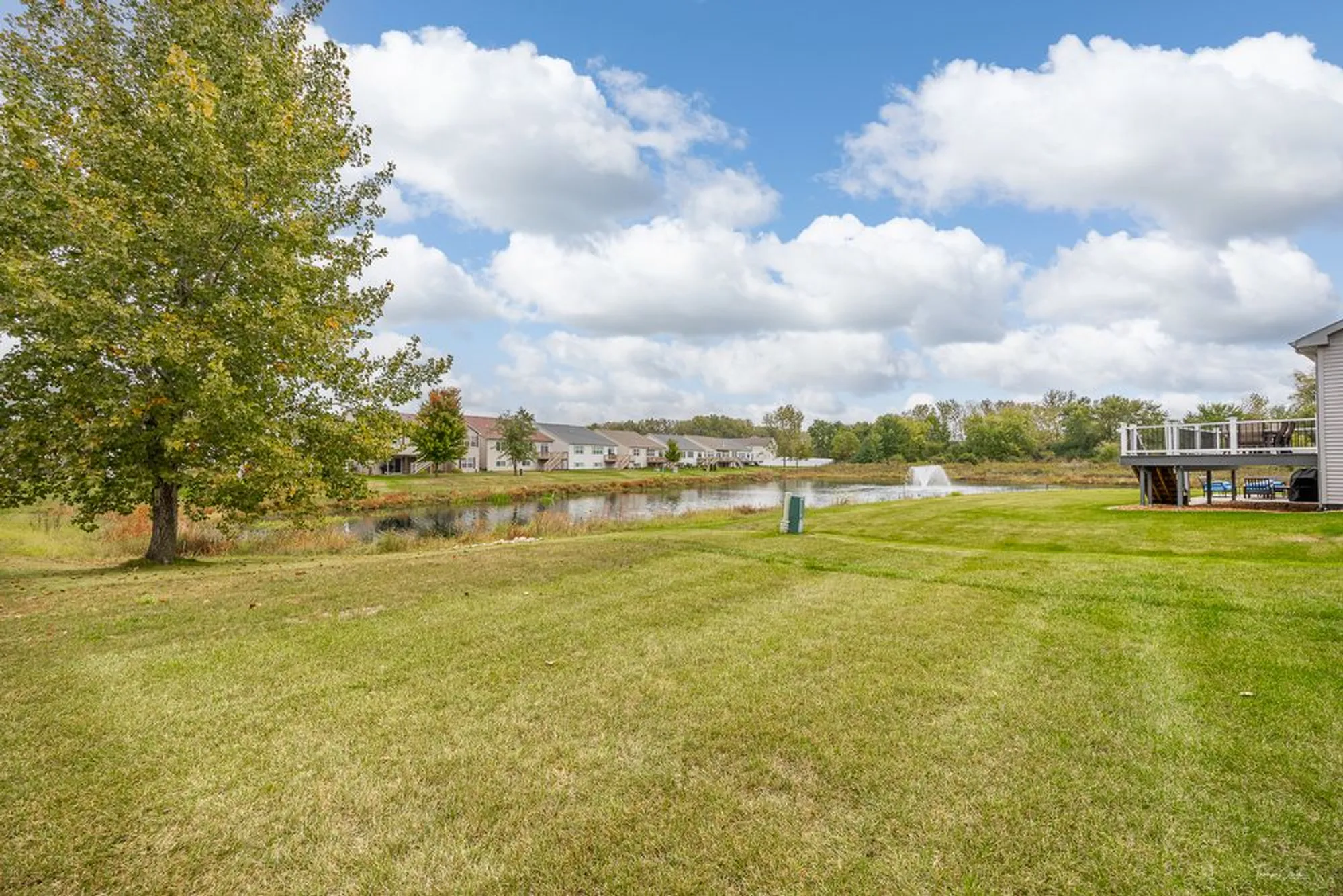 Property Slideshow image 21 of 28 | 17340 lucerne ct, Lockport, IL, 60441