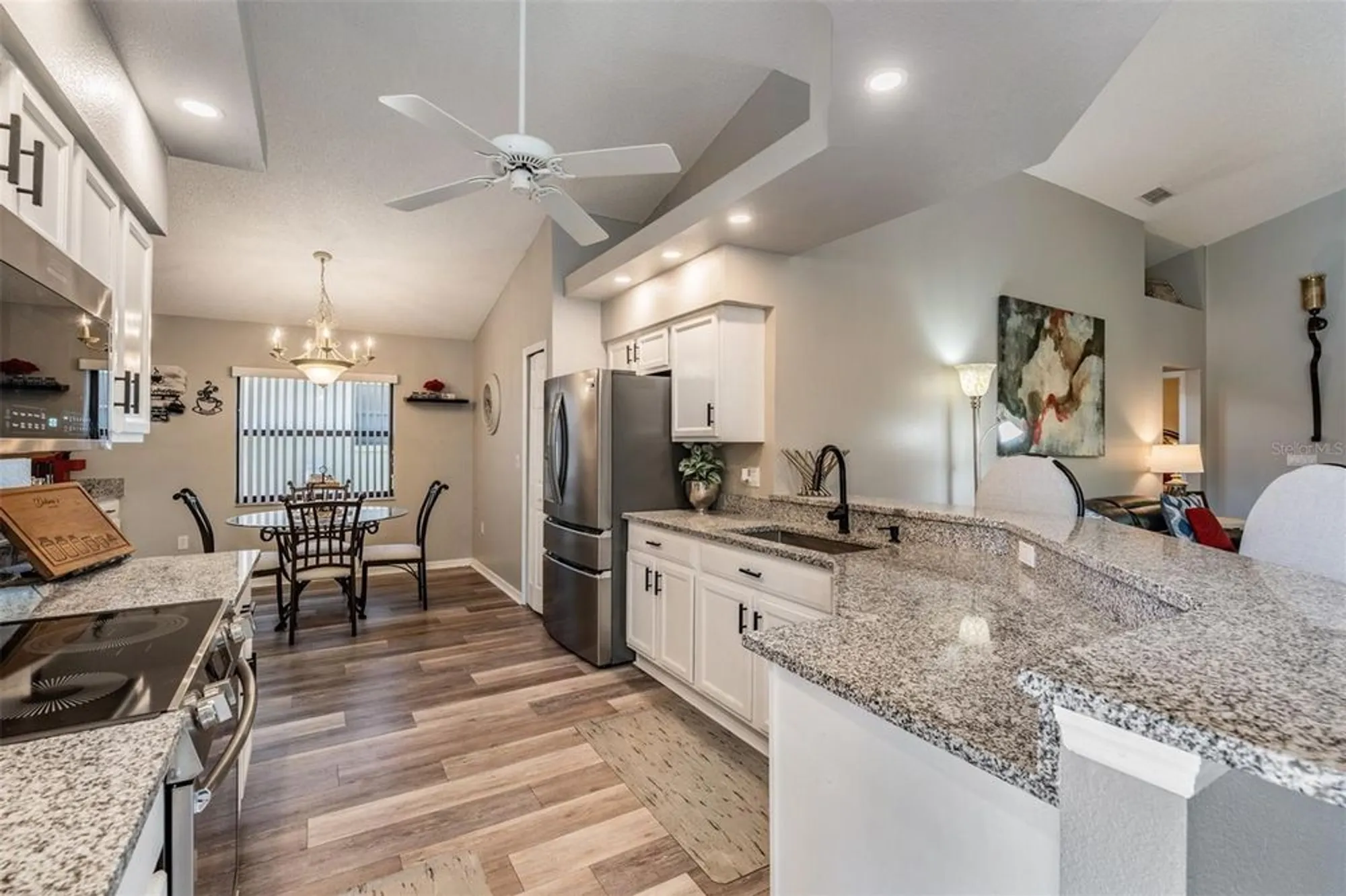 Property Slideshow image 33 of 57 | 525 bent oak ct, Spring Hill, FL, 34609
