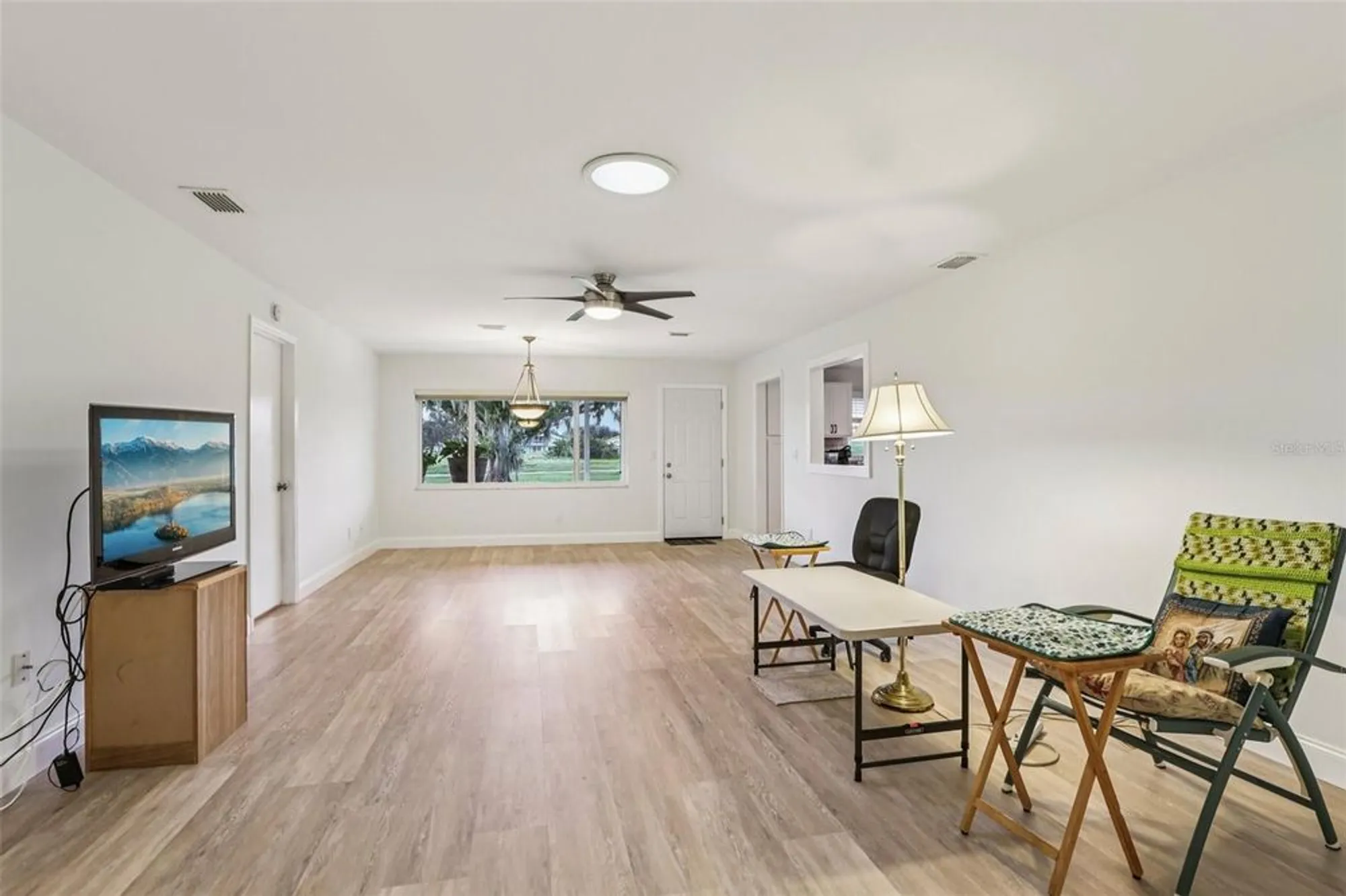 Property Slideshow image 11 of 56 | 2603 lancaster dr, Sun City Center, FL, 33573