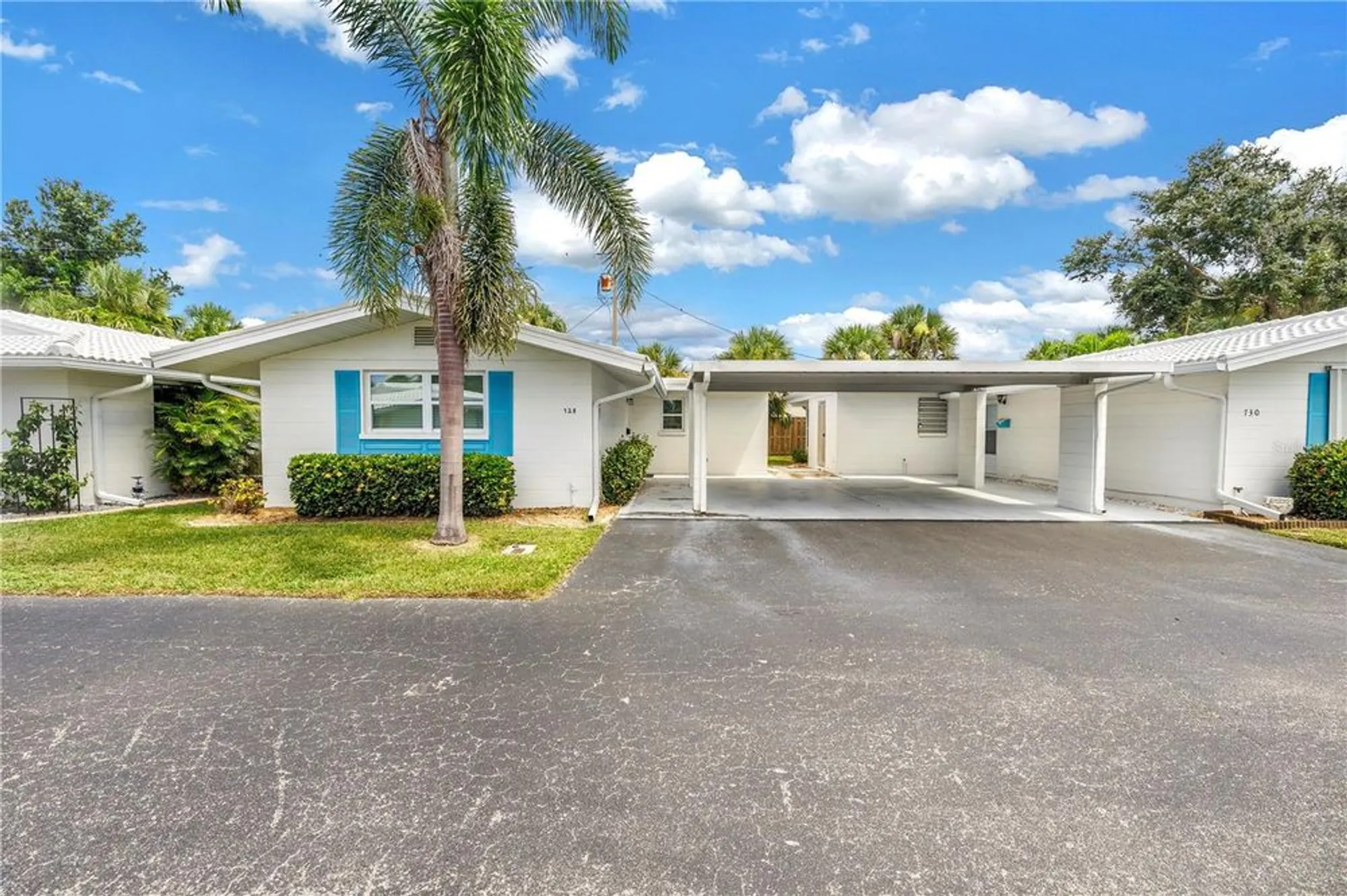 Property Slideshow image 3 of 28 | 728 caribbean cir 25, Venice, FL, 34293