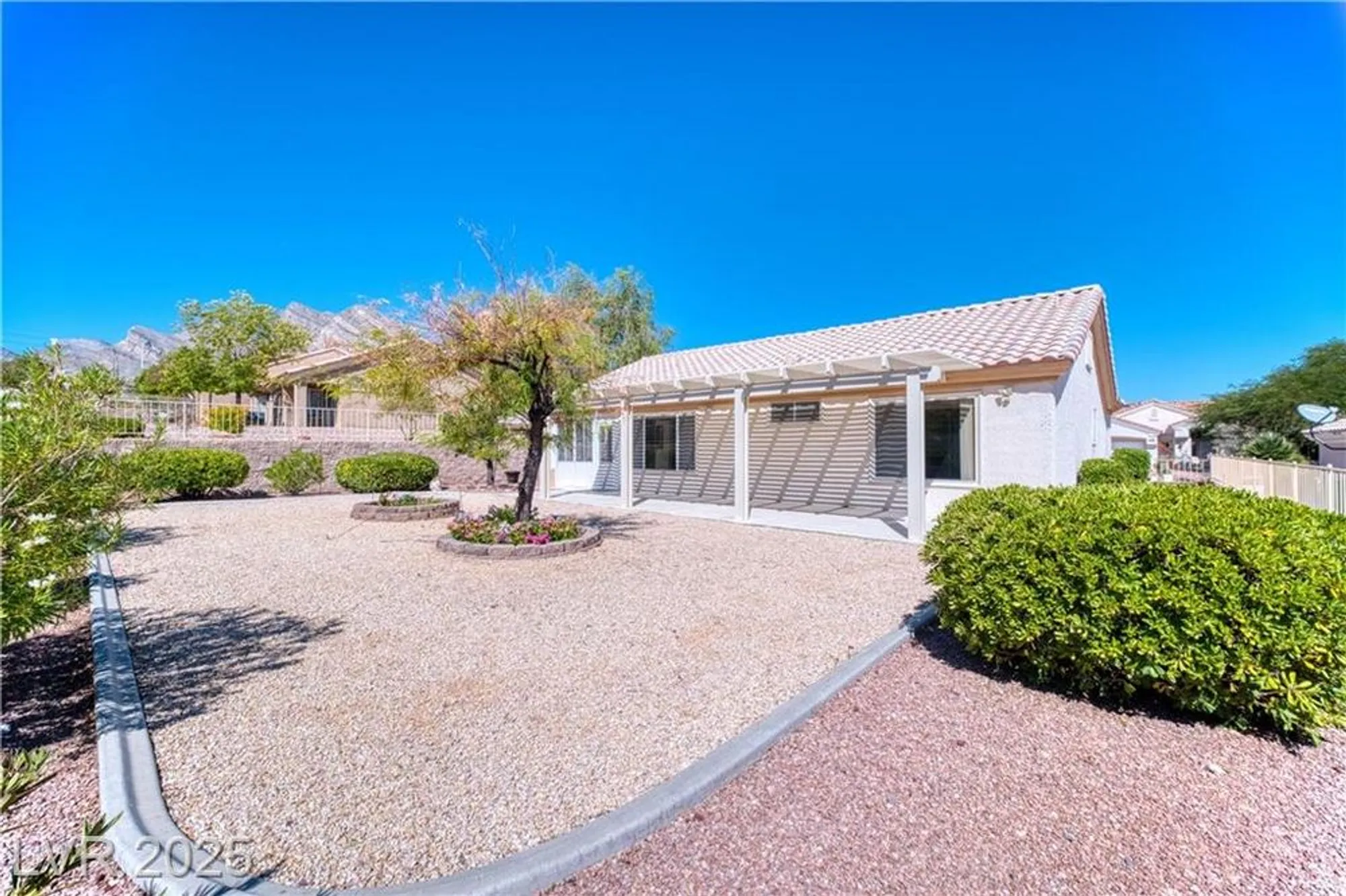 Property Slideshow image 37 of 43 | 11017 clear meadows dr, Las Vegas, NV, 89134