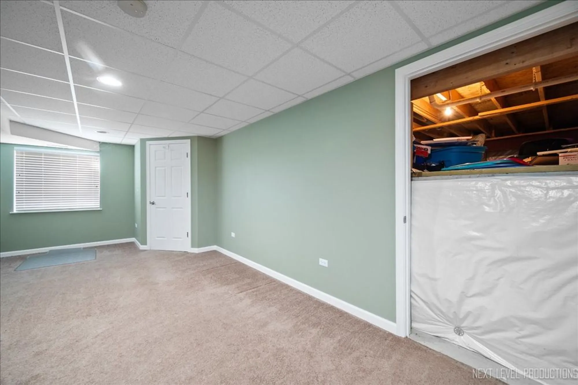 Property Slideshow image 24 of 29 | 712 bohannon cir, Oswego, IL, 60543