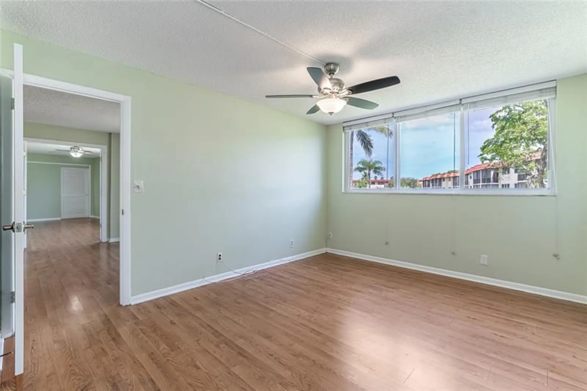 Property Slideshow image 5 of 57 | 9720 s hollybrook lake dr 205, Pembroke Pines, FL, 33025