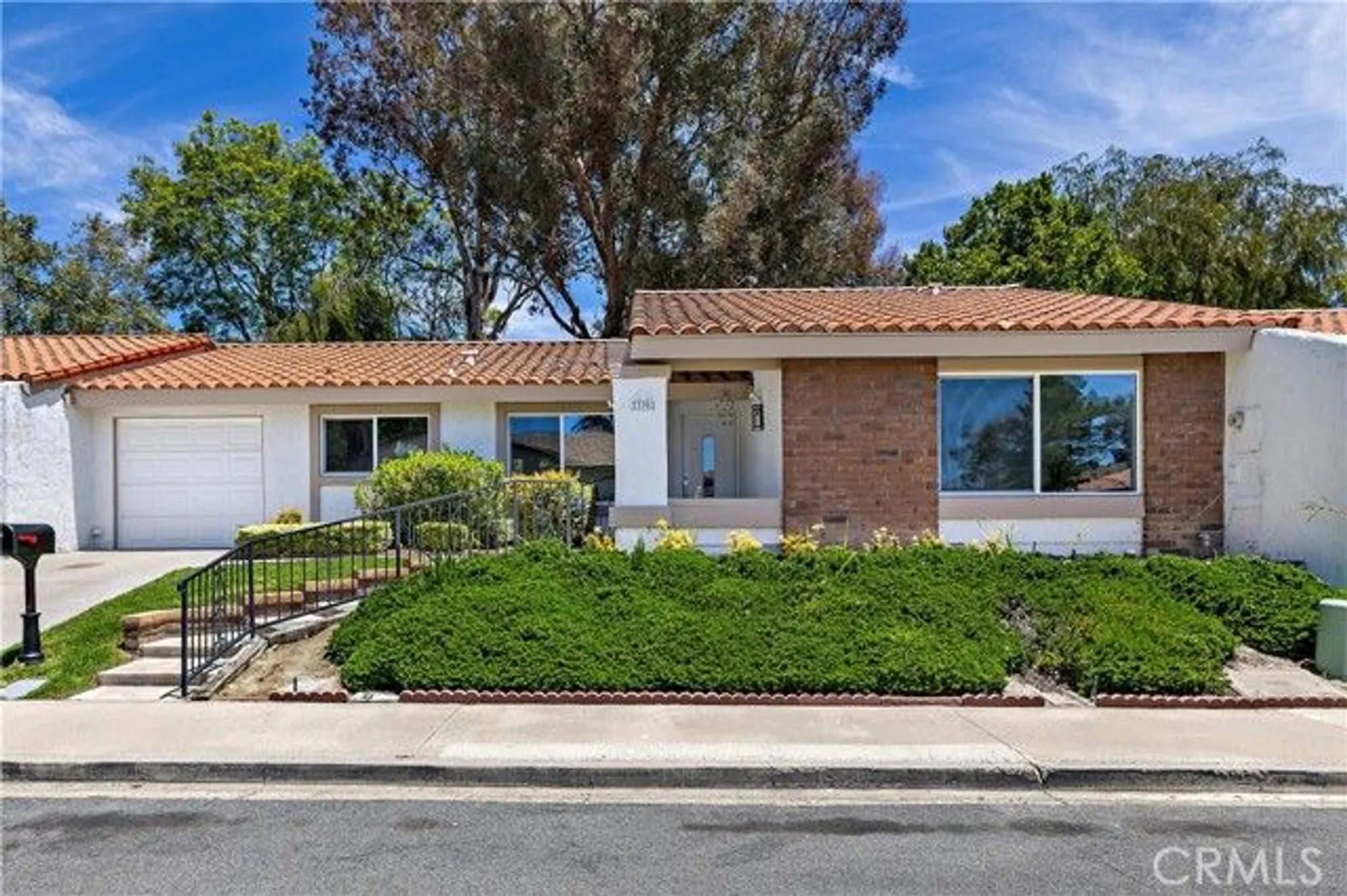 Property Slideshow image 27 of 43 | 23902 via lugones, Mission Viejo, CA, 92692