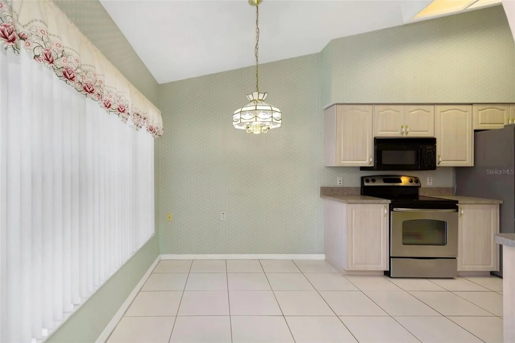 Property Slideshow image 15 of 54 | 3532 cayman ct, Palm Harbor, FL, 34684