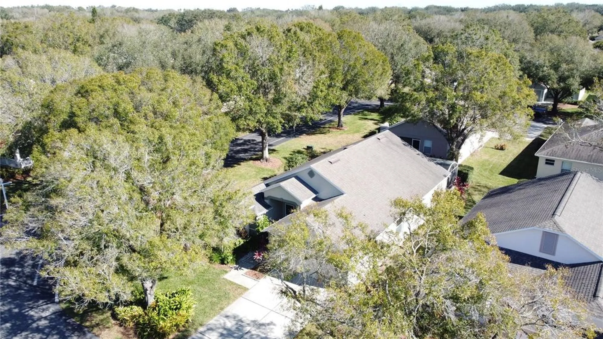 Property Slideshow image 4 of 68 | 3817 doune way, Clermont, FL, 34711