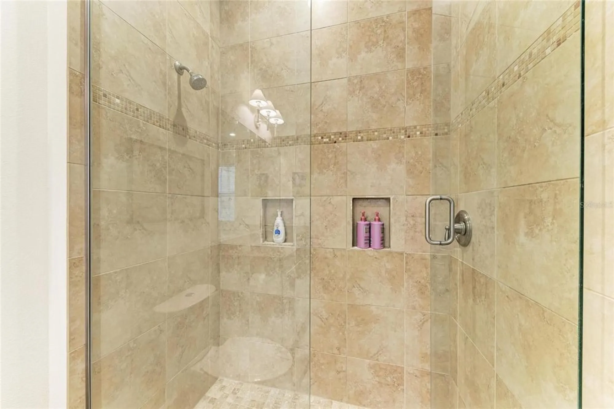 Property Slideshow image 36 of 100 | 258 sapphire lake dr unit 202, Bradenton, FL, 34209
