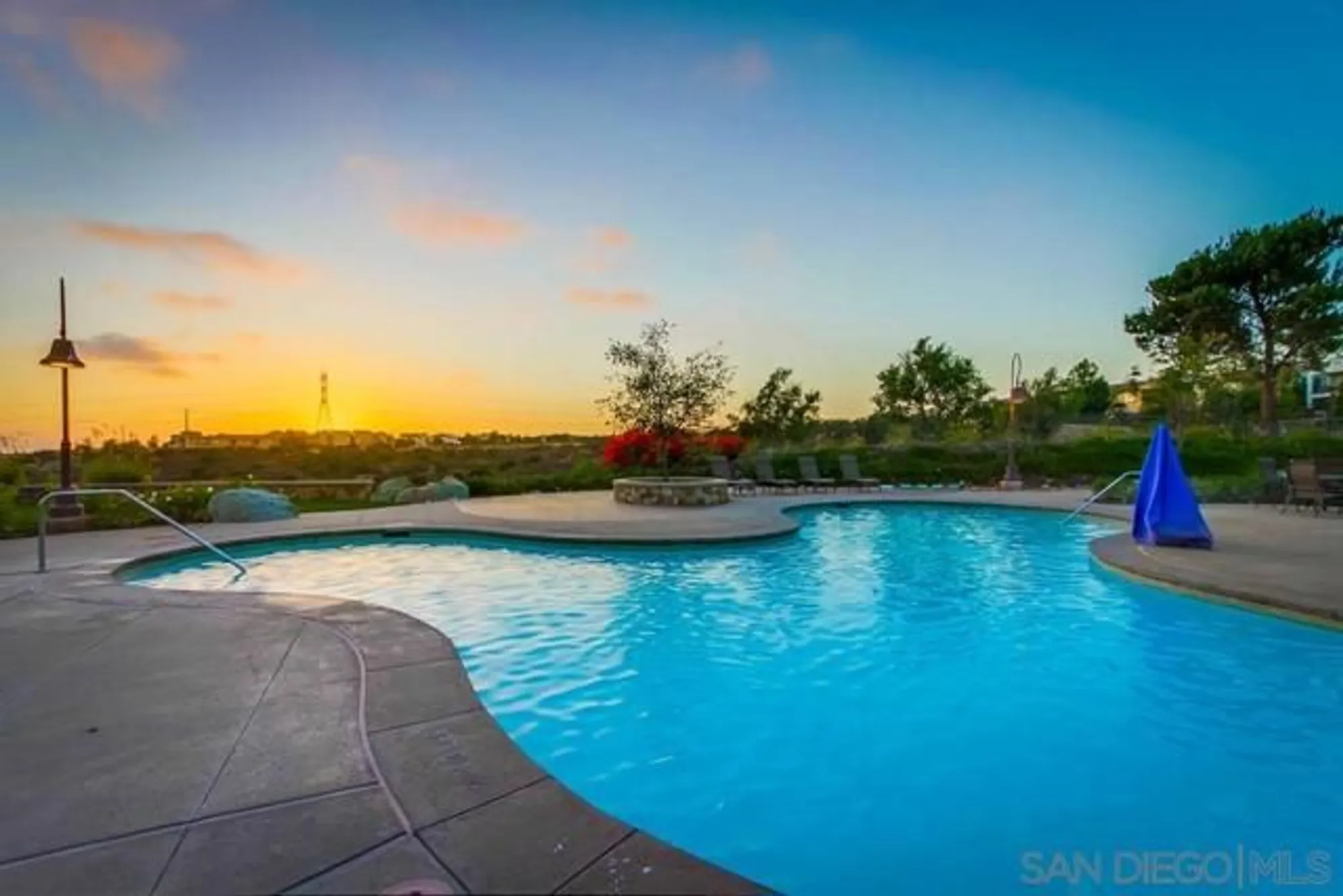 Property Slideshow image 57 of 59 | 16750 coyote bush dr 19, San Diego, CA, 92127