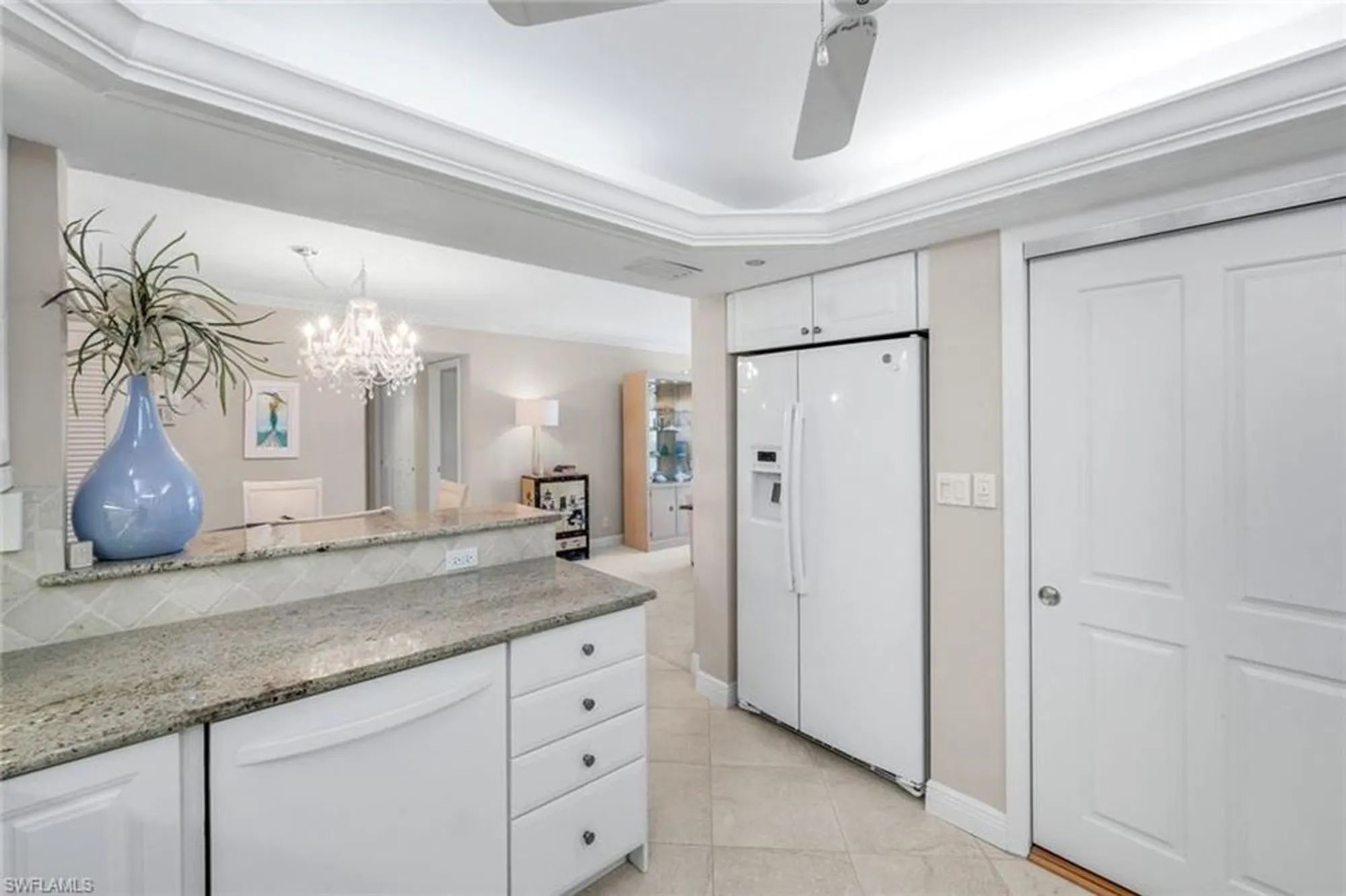 Property Slideshow image 13 of 45 | 3399 gulf shore blvd 203, Naples, FL, 34103
