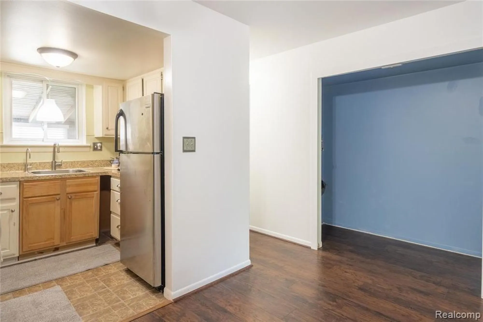 Property Slideshow image 12 of 36 | 61021 heritage blvd # 4, South Lyon, MI, 48178