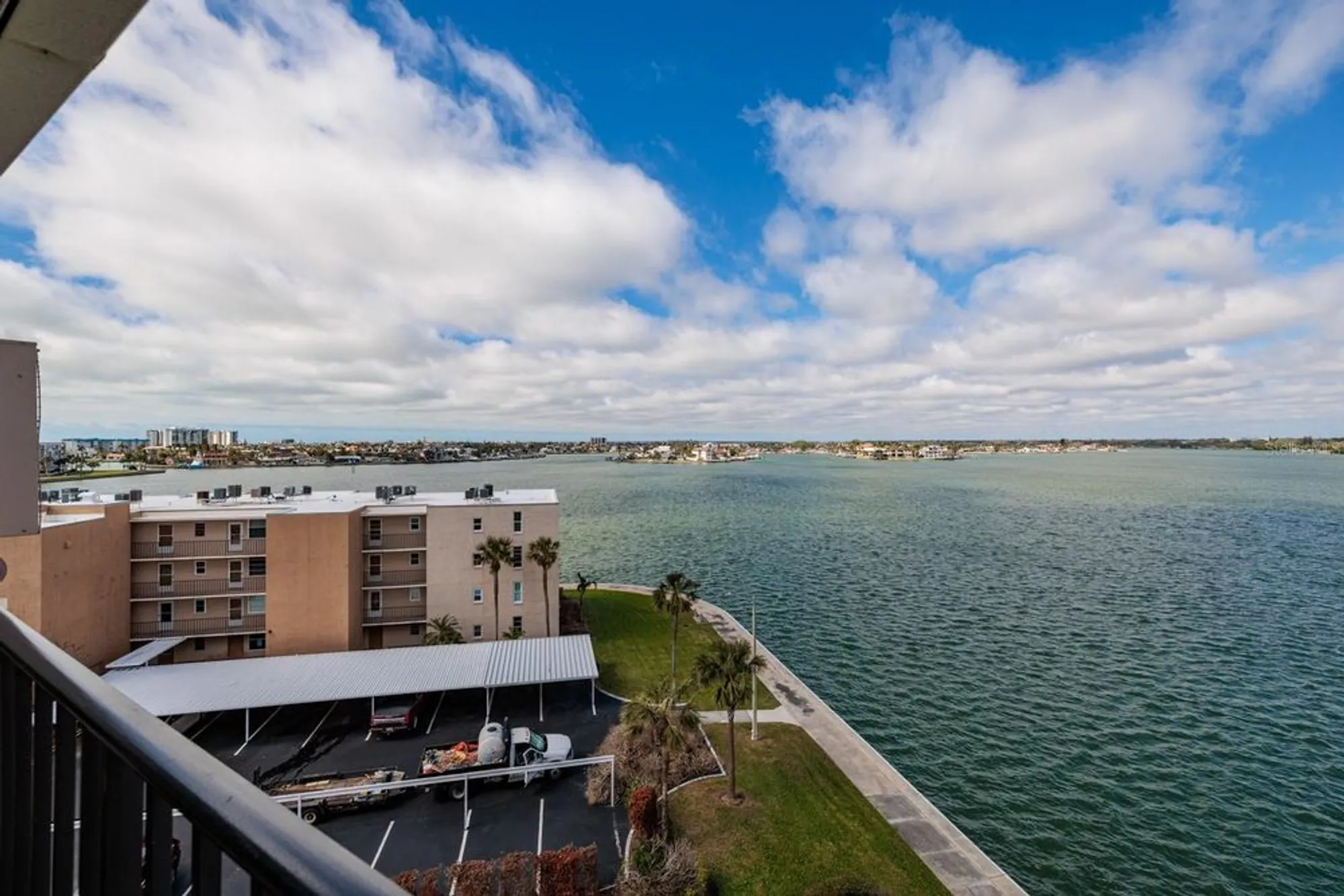 Property Slideshow image 18 of 100 | 7700 sun island dr 608, South Pasadena, FL, 33707