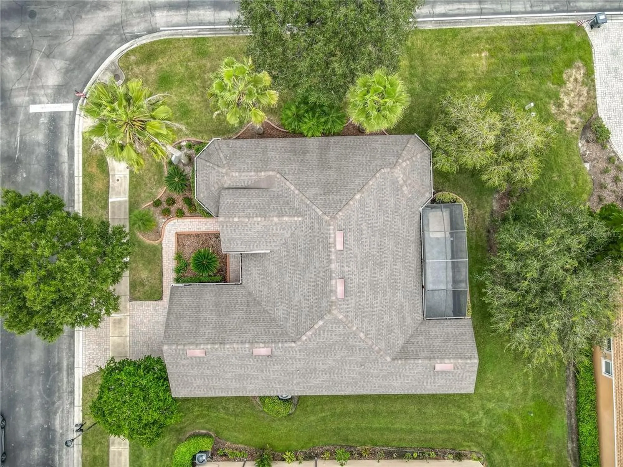 Property Slideshow image 40 of 50 | 525 shorehaven dr, Poinciana, FL, 34759