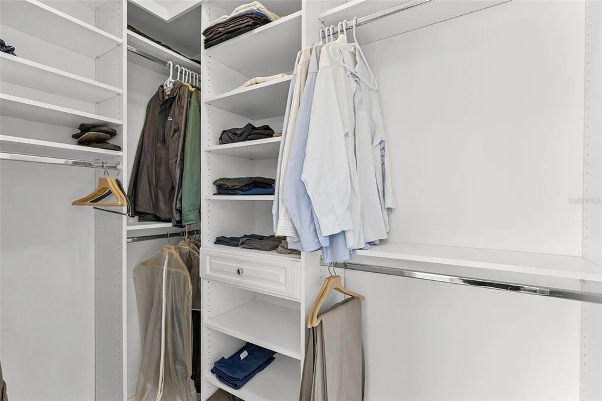 Property Slideshow image 28 of 89 | 917 shorehaven dr, Poinciana, FL, 34759