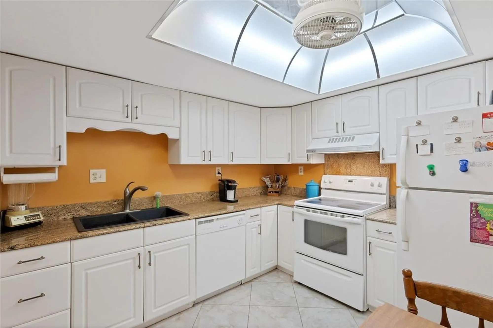 Property Slideshow image 5 of 38 | 19029 us highway 19 n apt 9-308, Clearwater, FL, 33764