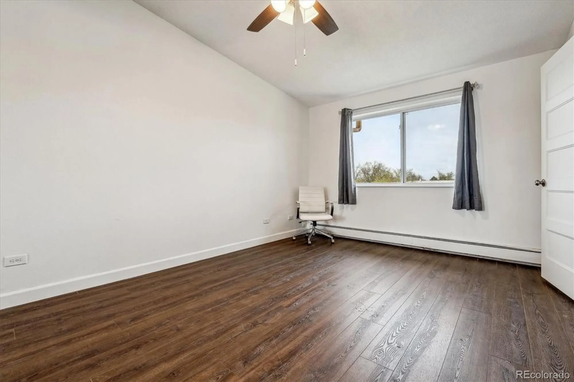 Property Slideshow image 7 of 44 | 795 s alton way unit 5d, Denver, CO, 80247