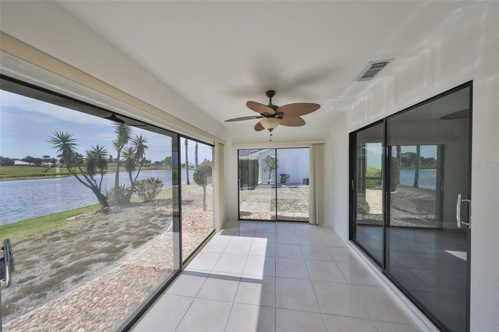 Property Slideshow image 37 of 53 | 1806 wolf laurel dr, Sun City Center, FL, 33573
