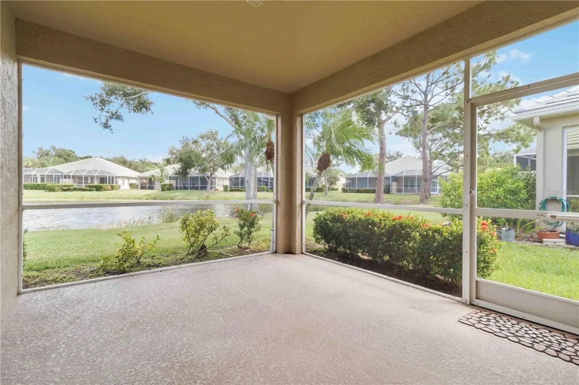 Property Slideshow image 7 of 51 | 4939 lakescene pl, Sarasota, FL, 34243