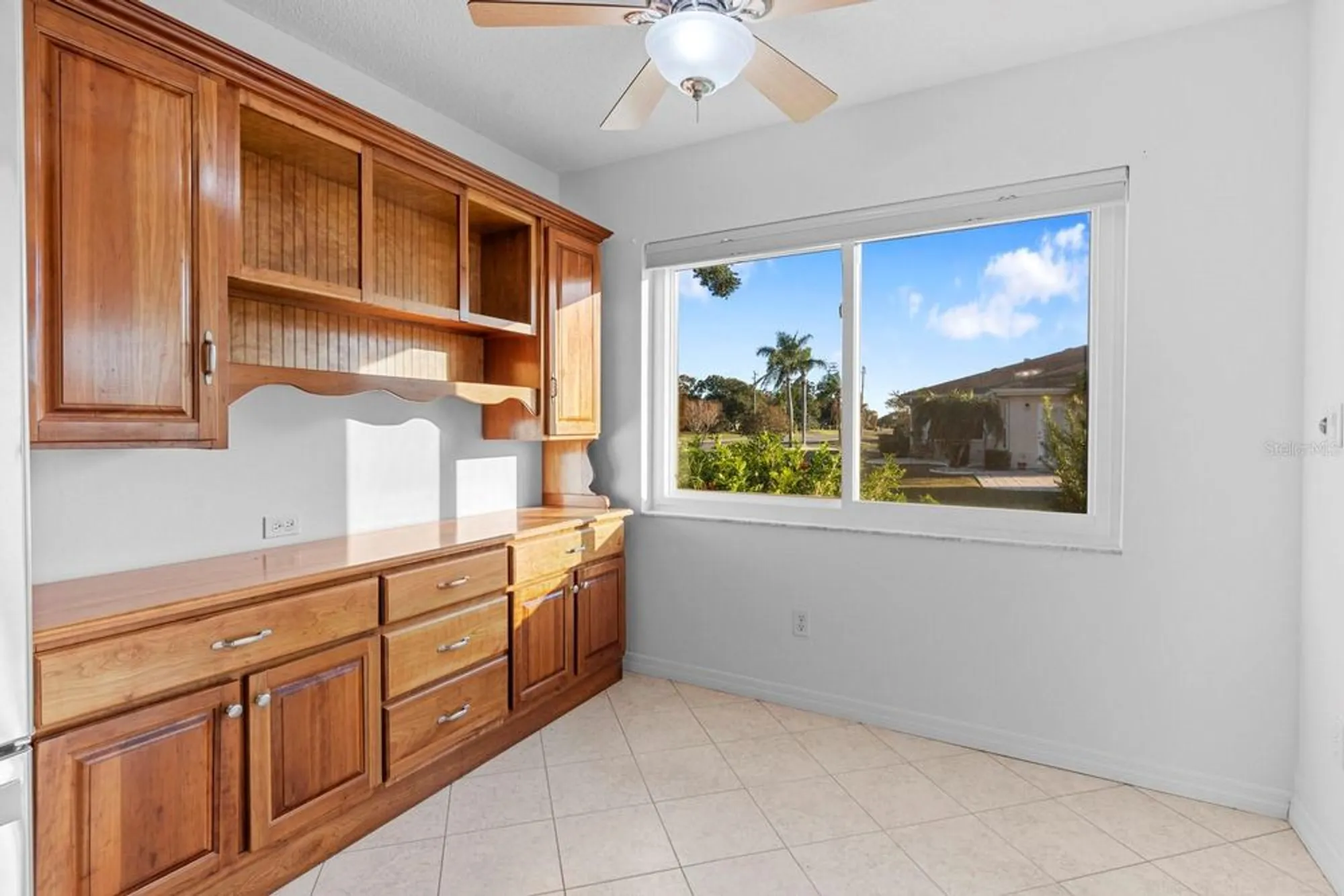 Property Slideshow image 30 of 43 | 302 stroll ln, Sun City Center, FL, 33573